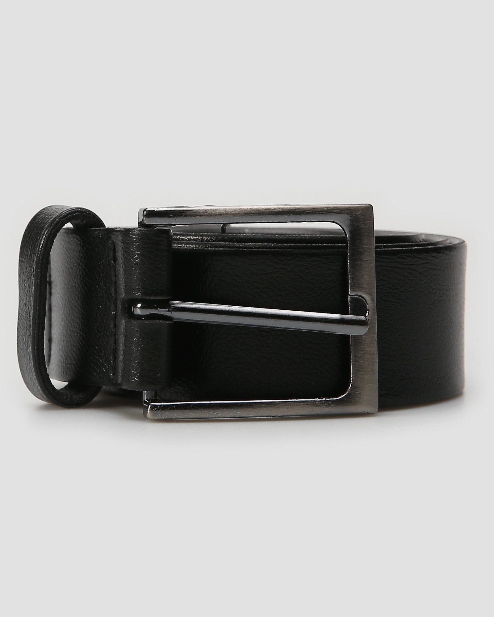 Cinto masculino liso com passante tradicional e fivela - Preto | Pool by Riachuelo