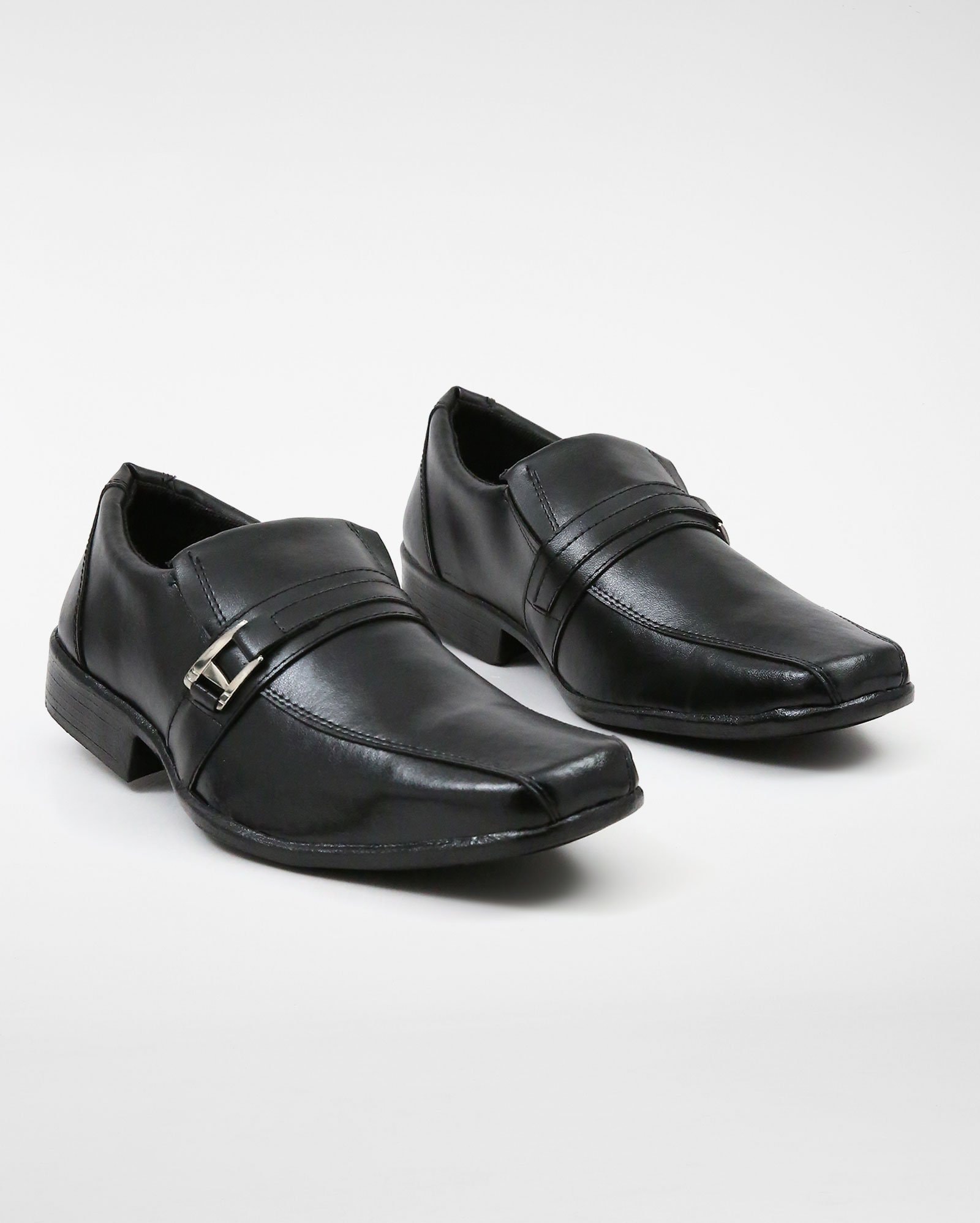 Riachuelo | Sapato Social Bico Quadrado Wolens - Preto