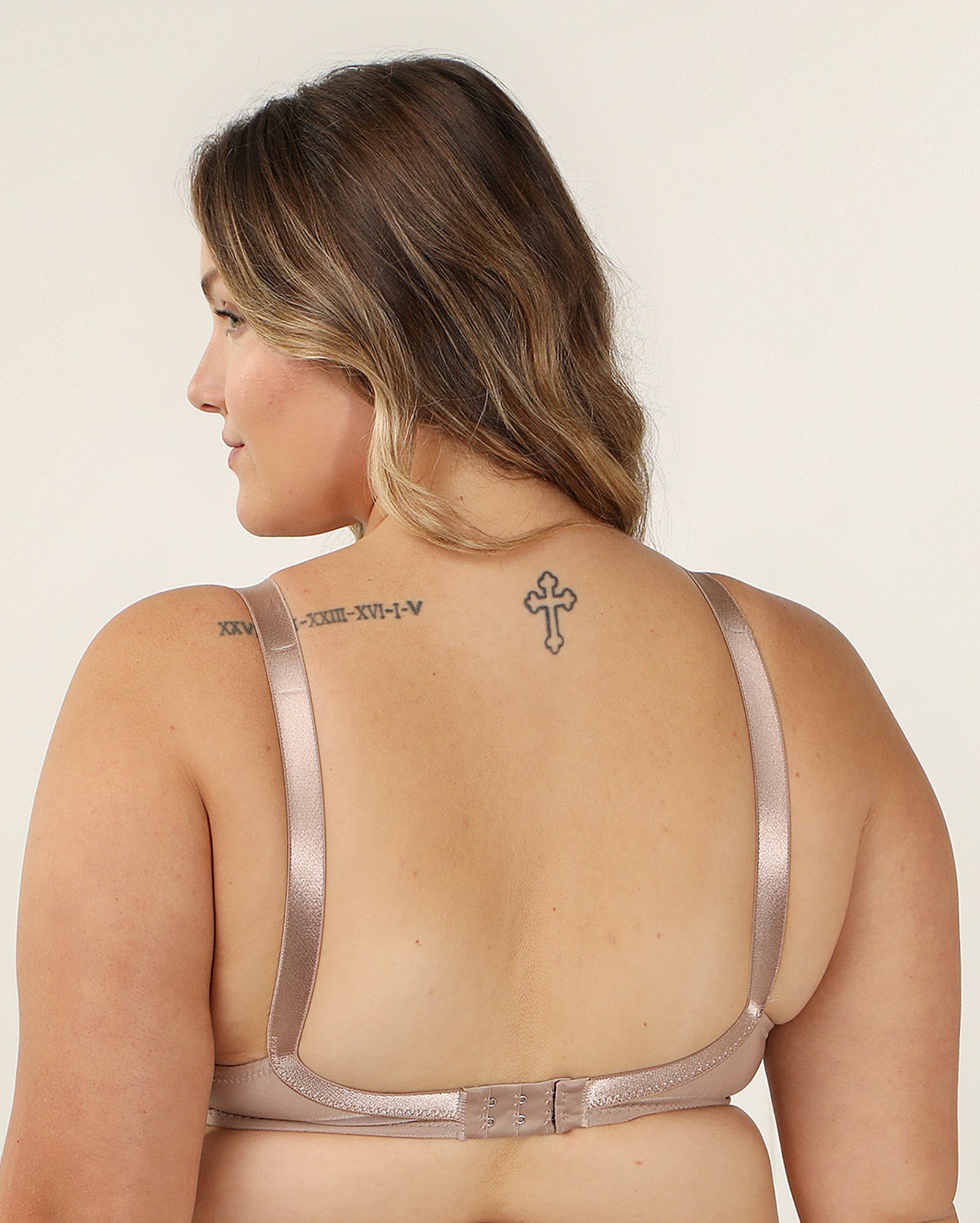 Sutiã base plus size Colonial com renda - Bege Escuro | Demillus