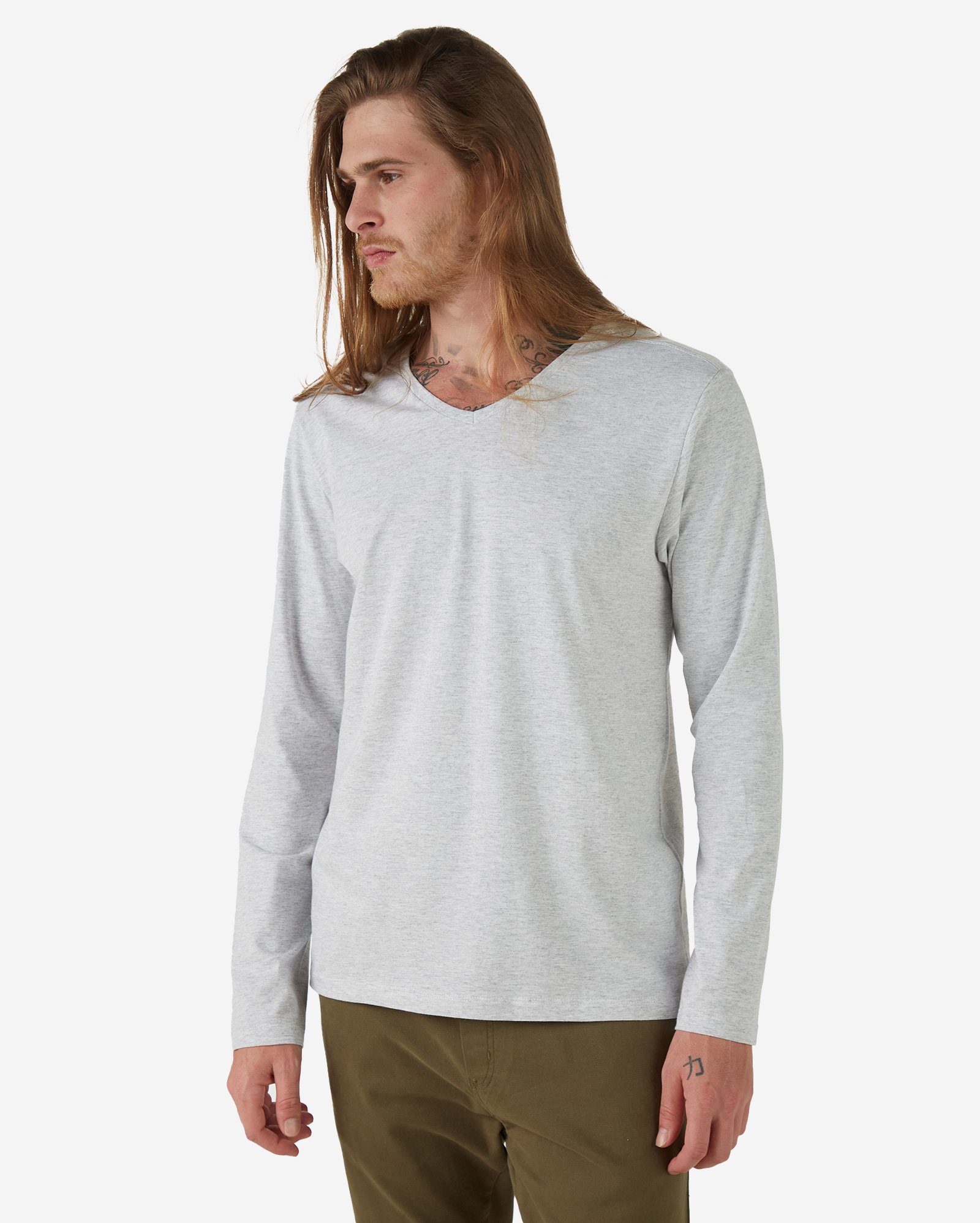 camiseta gola v masculina riachuelo