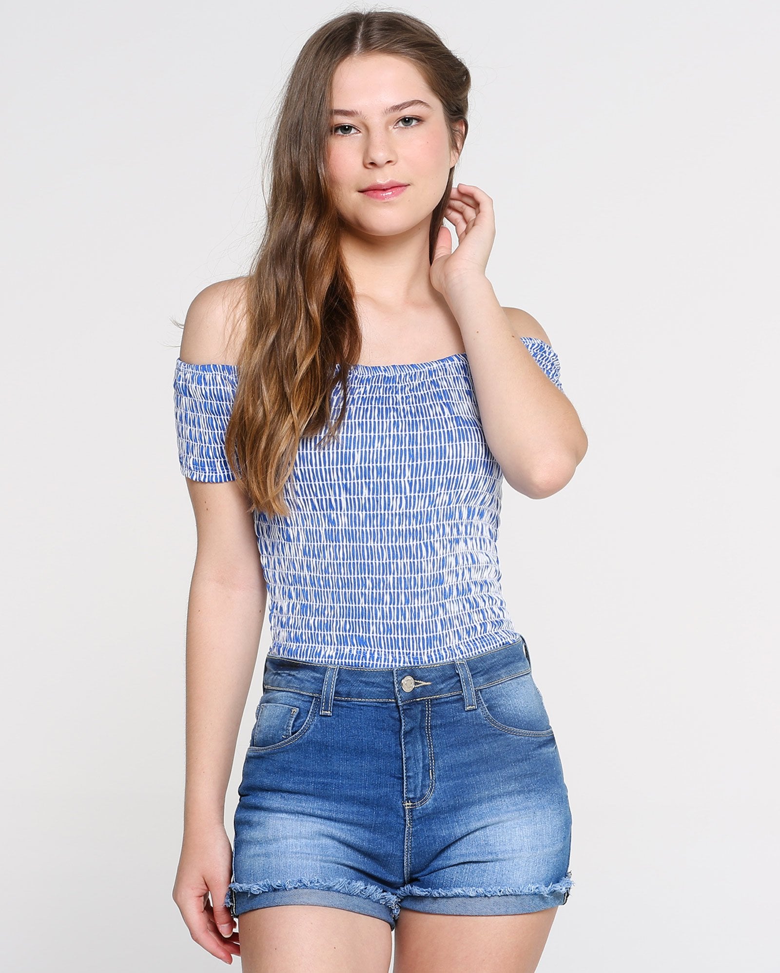 blusa azul ciganinha