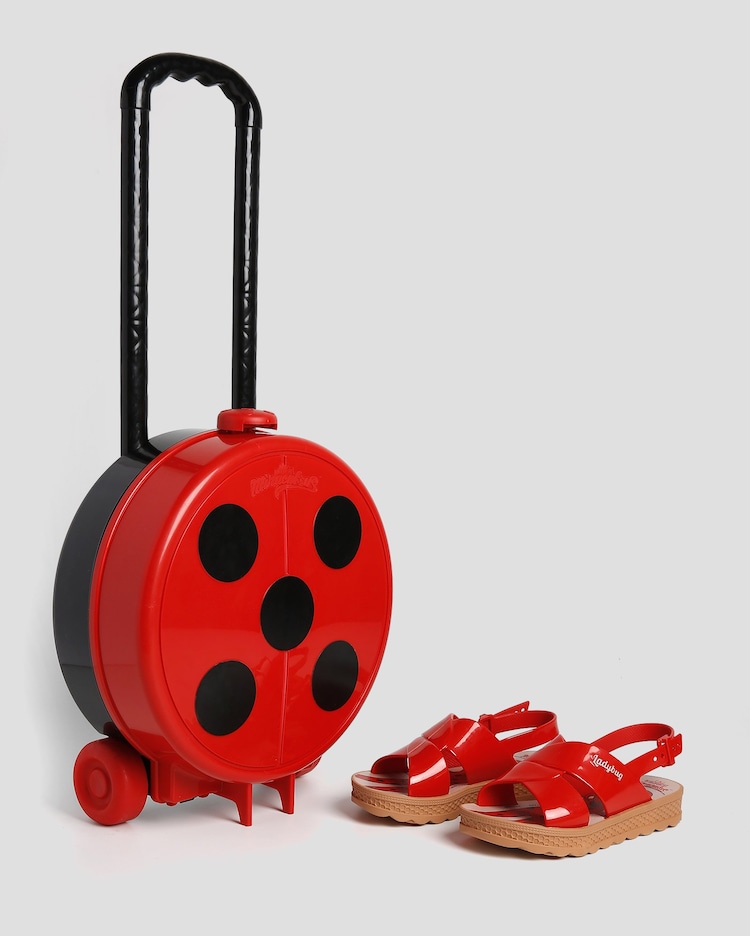 Riachuelo Sandália Ladybug Trip Bag Brinde