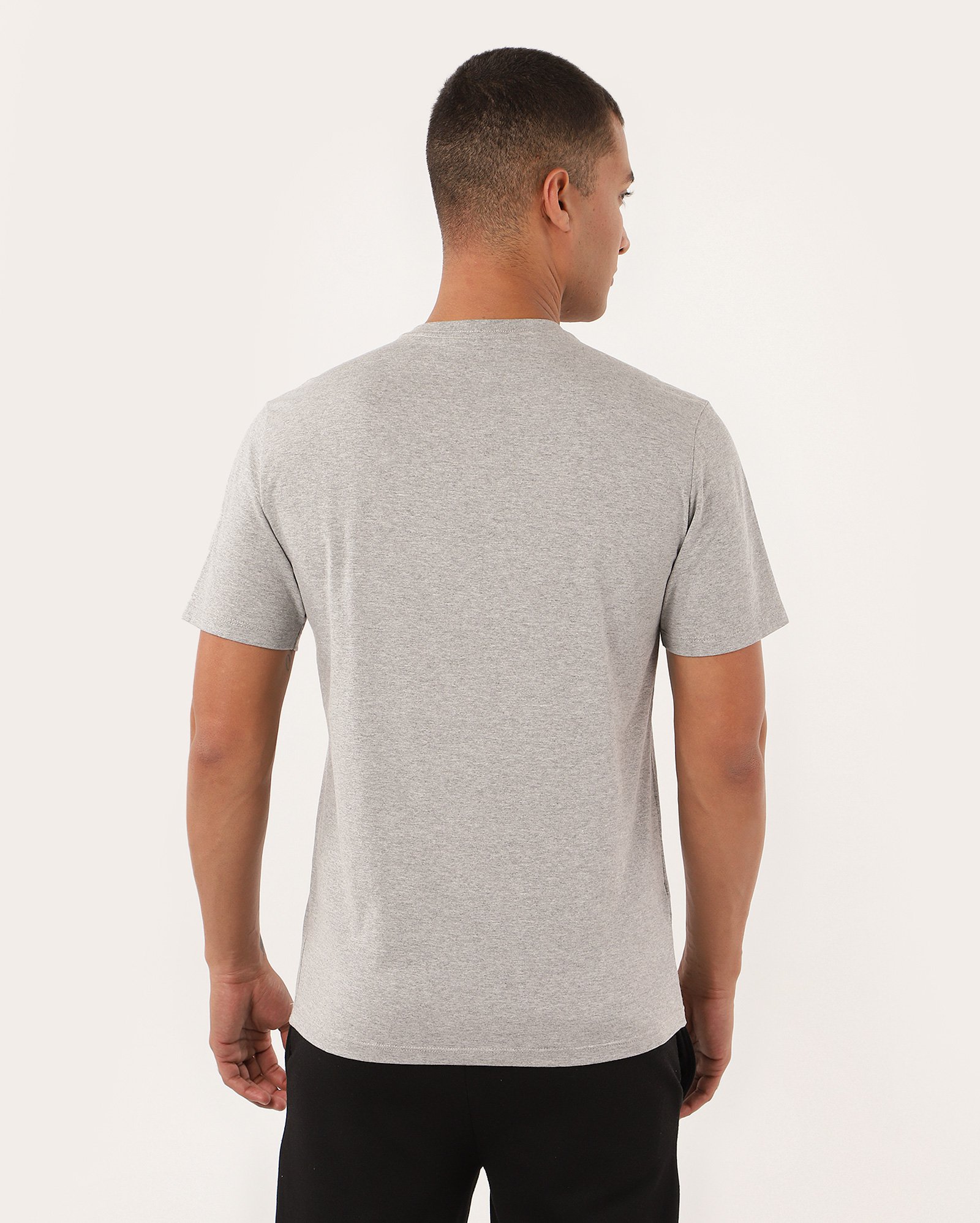 Camiseta masculina Essencial Regular - Cinza Claro Mescla