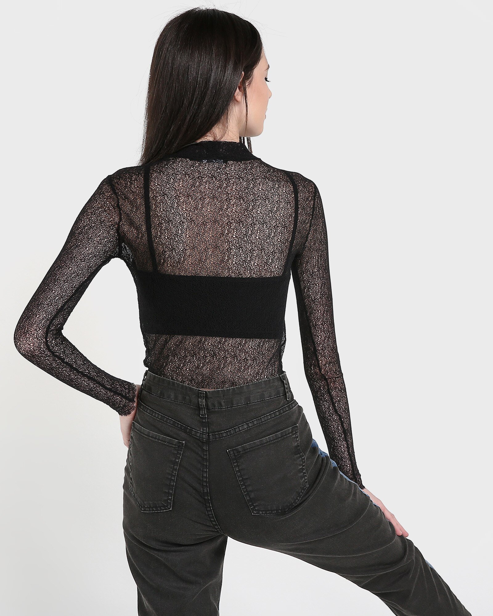 mini blusa transparente