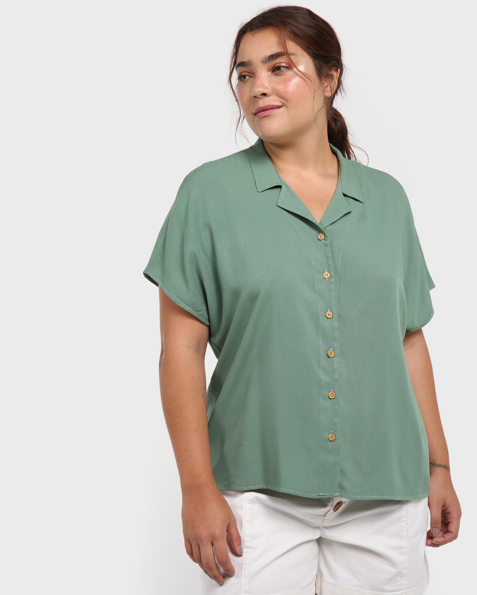 camisa de viscose plus size