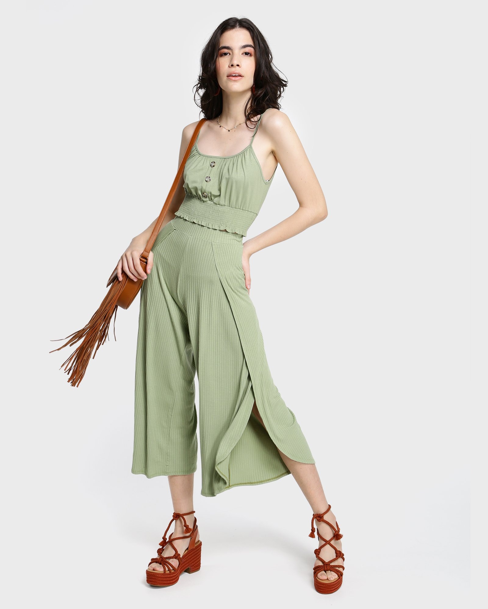 Riachuelo | Calça Pantacourt Canelada - Verde Oliva