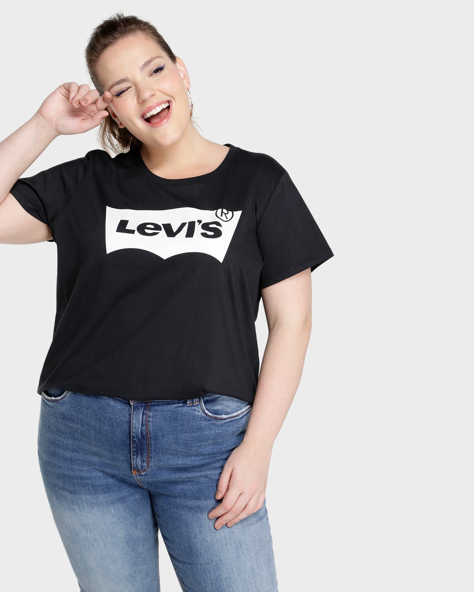 camiseta levis feminina riachuelo