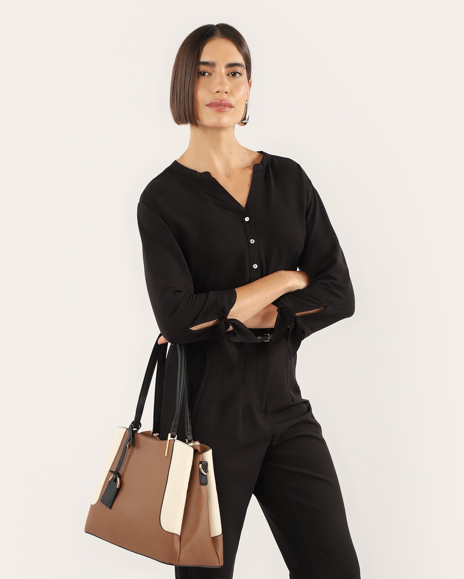 Bolsa feminina M tote recortes contrastantes marrom