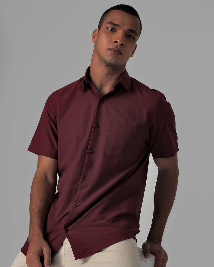 Riachuelo Camisa social masculina manga curta vinho La Ville