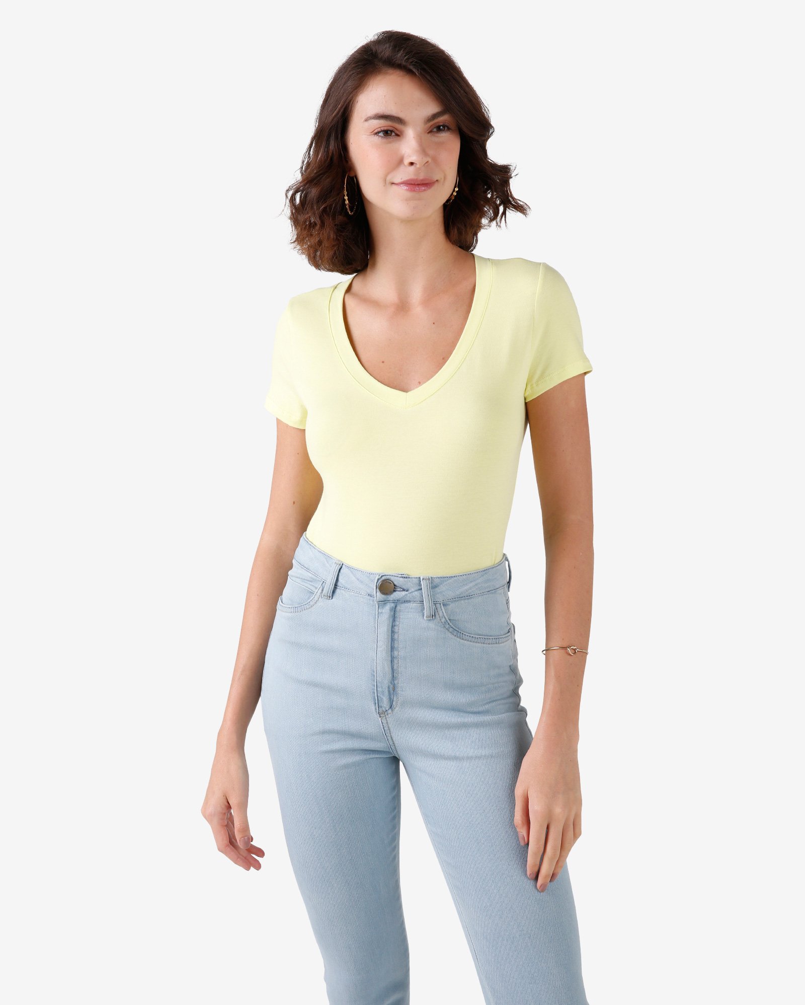 camiseta gola v masculina riachuelo