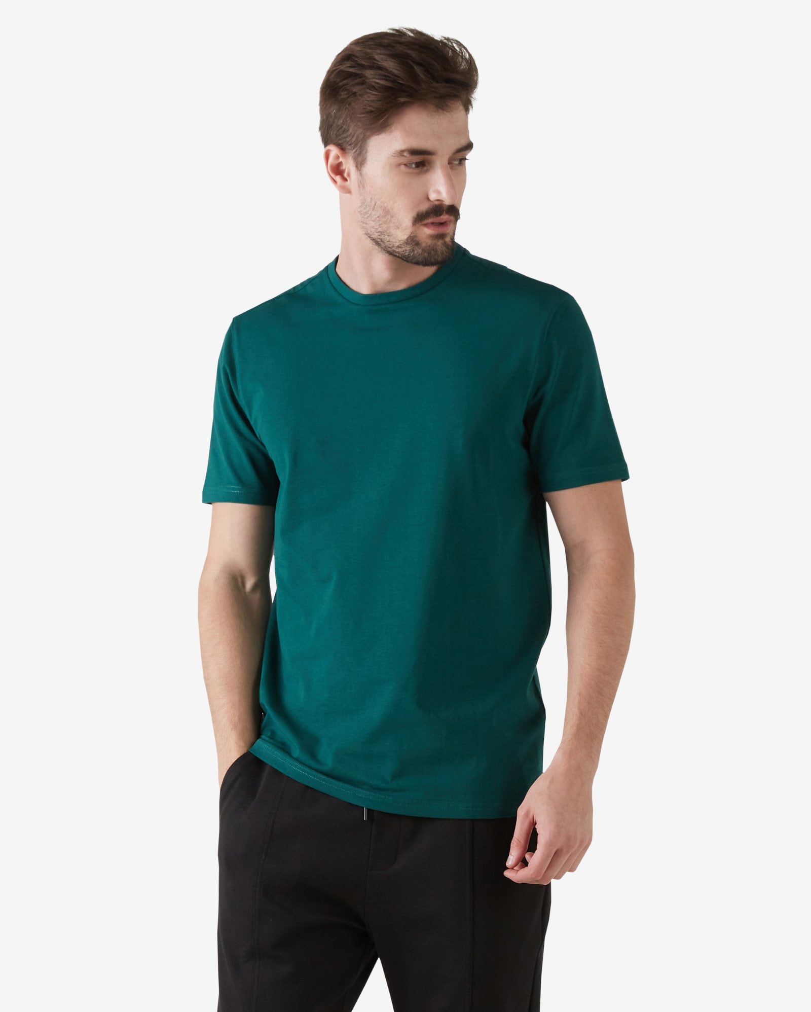 camiseta verde masculina