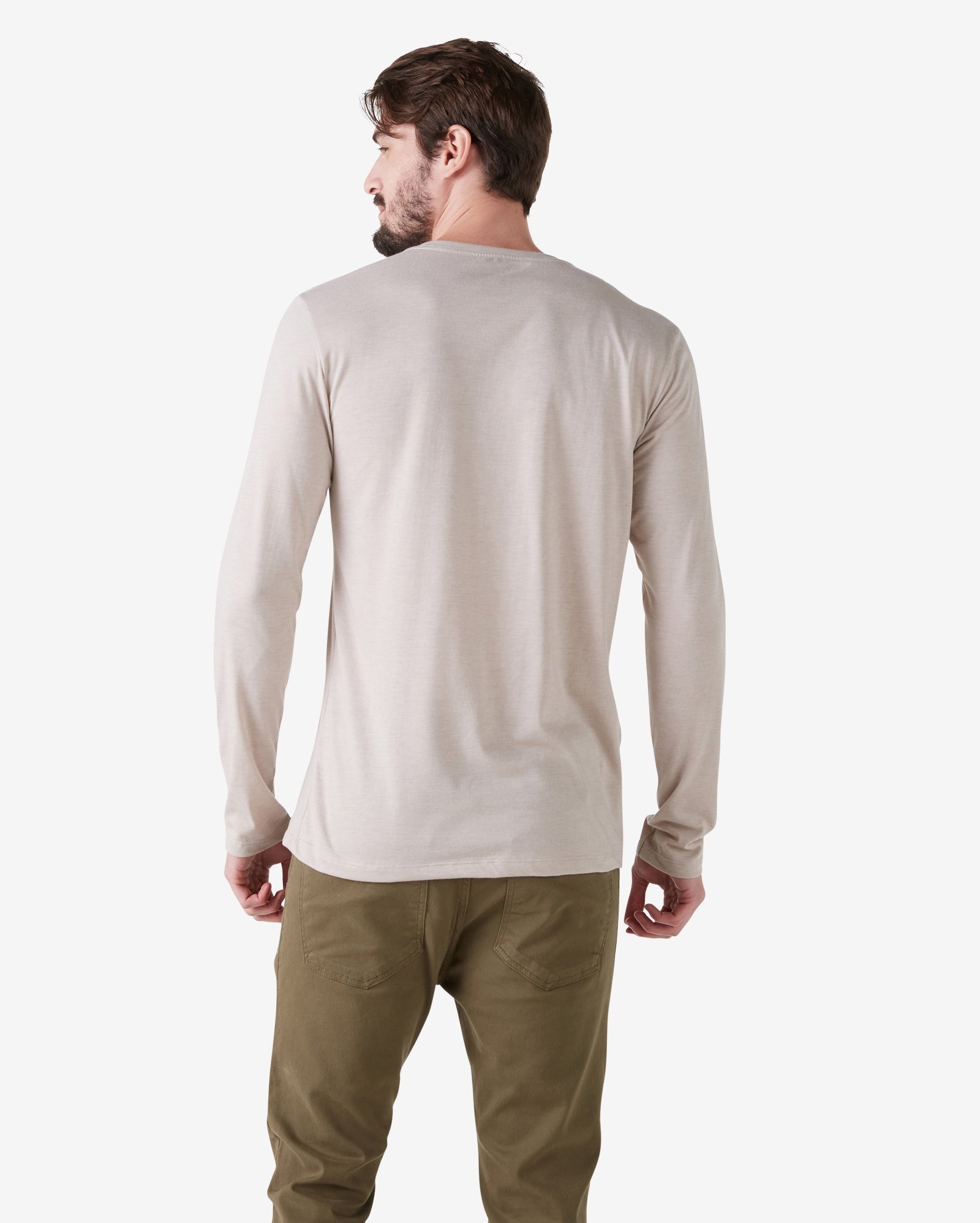 camiseta gola v masculina riachuelo