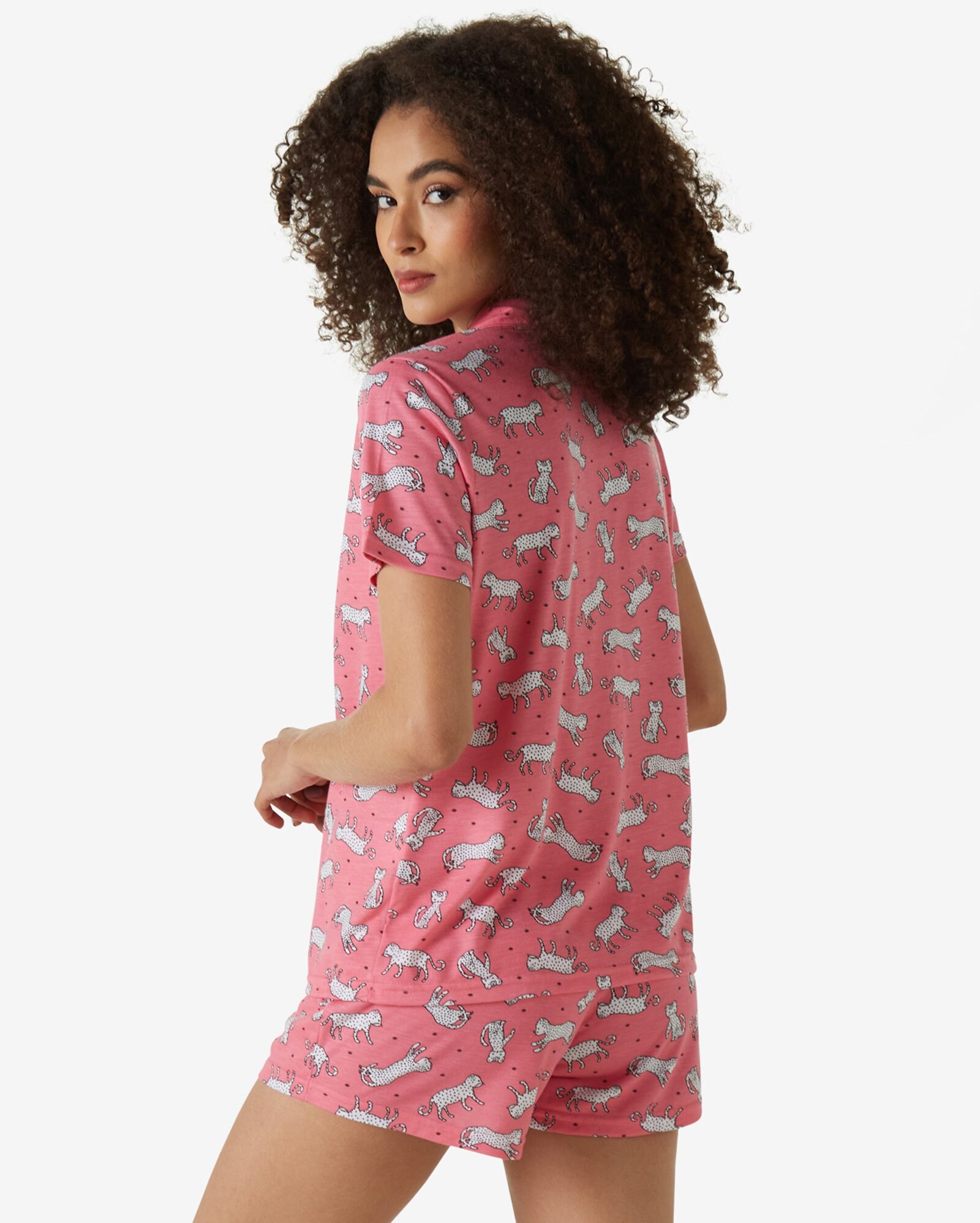 Riachuelo | Pijama Feminino Curto Americano Riachuelo Manga Curta Malha  Onças Rosa