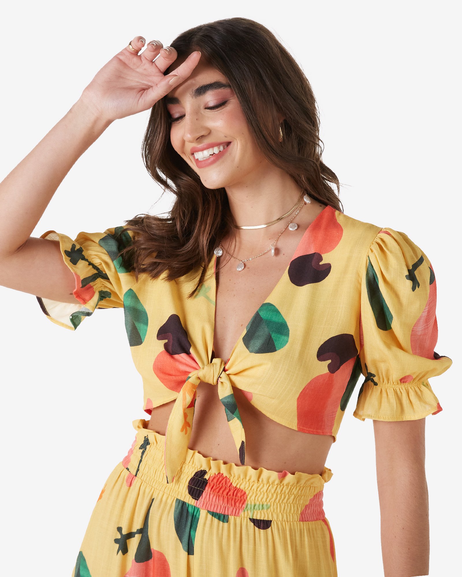 Riachuelo | Blusa Cropped Feminina Manga Curta Bufante Amarração Viscose  Caju Rio Grande do Norte Amarelo Pool by Riachuelo