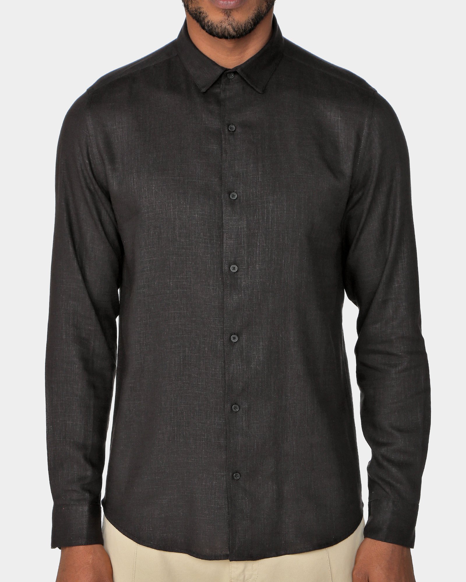 Riachuelo | Camisa Masculina Manga Longa com Botão Preto Pool by Riachuelo