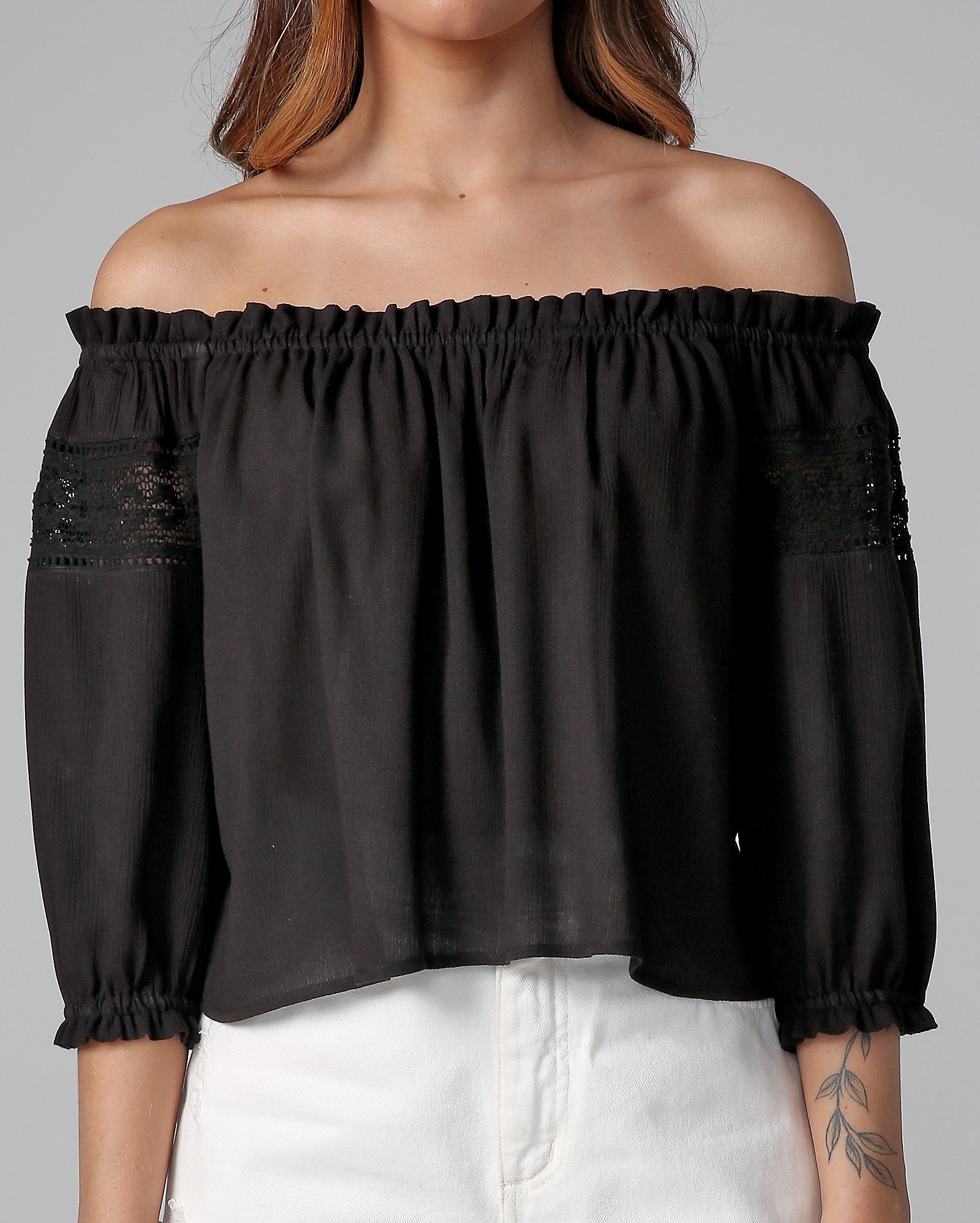 Blusa Con Cuello Redondo Delirium