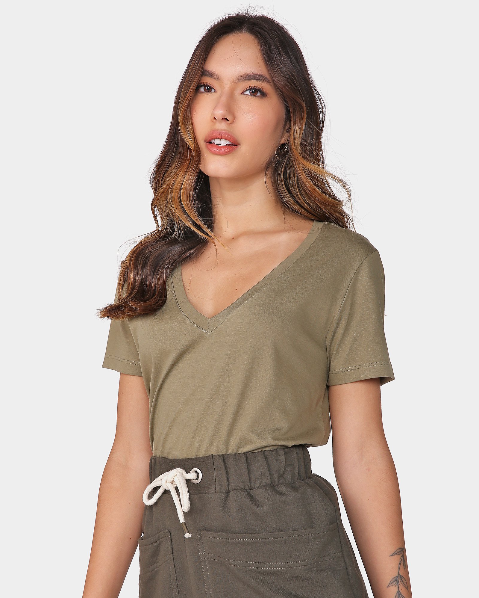 camiseta algodão peruano feminina