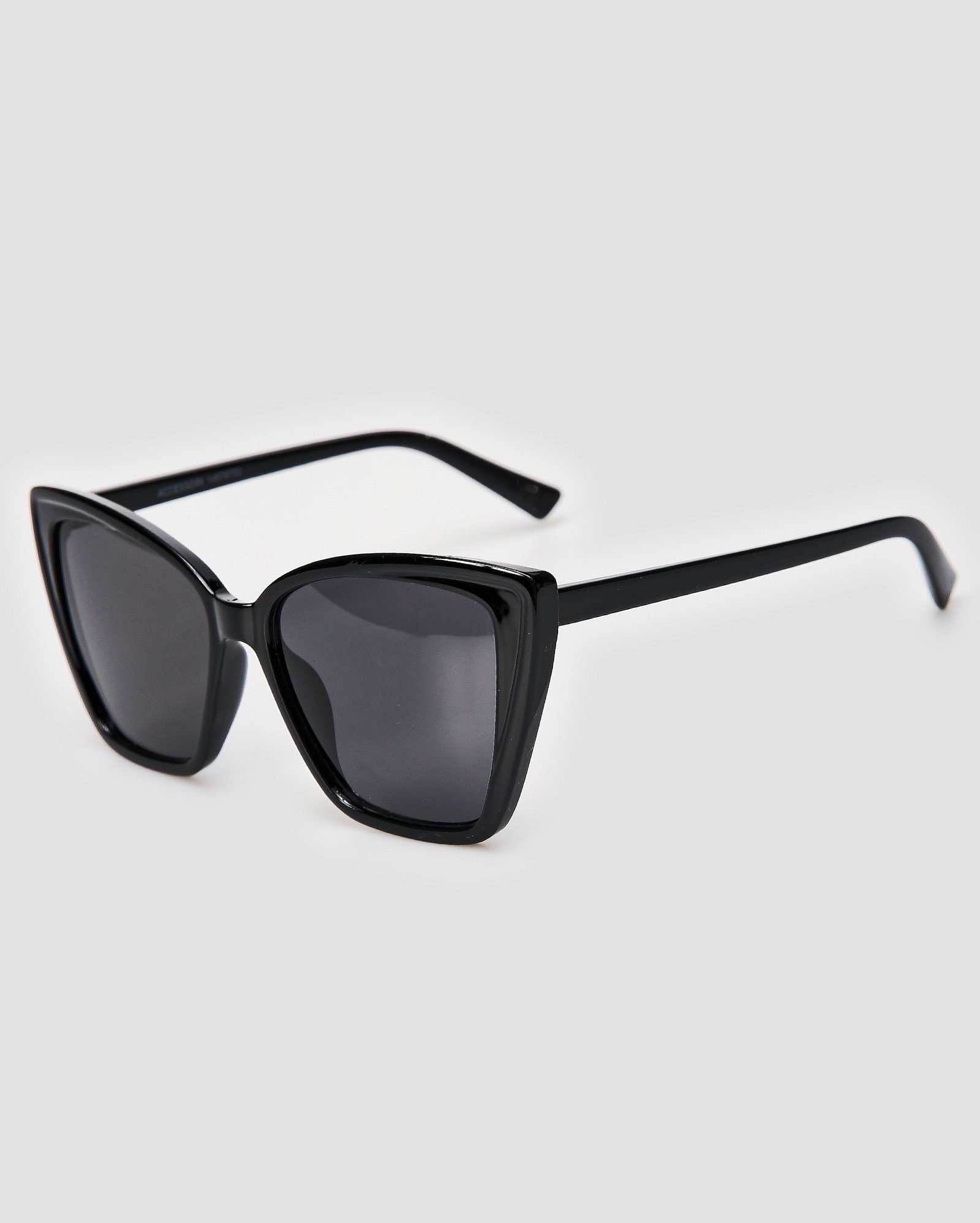 Óculos de sol feminino gateado preto | Riachuelo