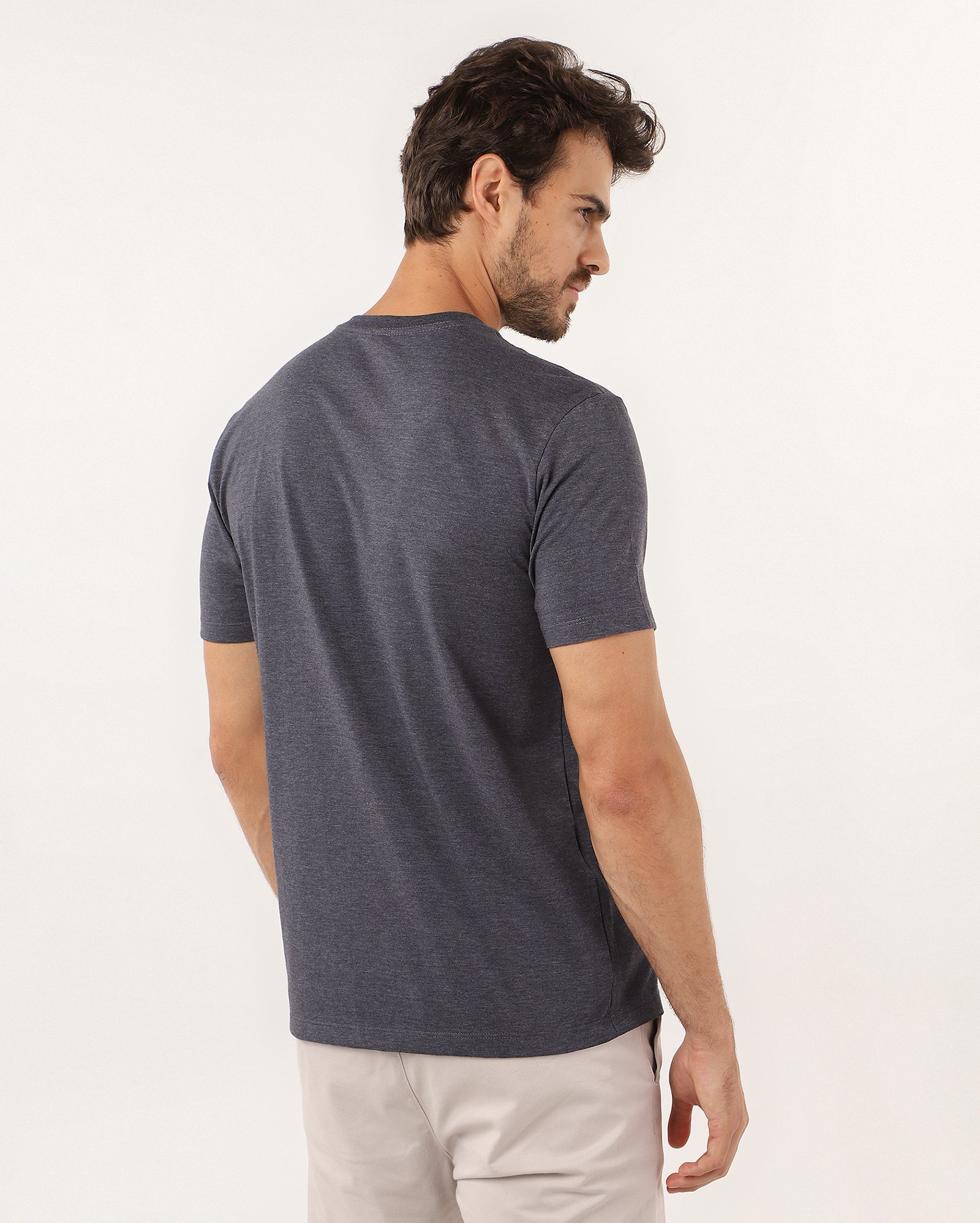 Camiseta masculina Essencial Regular - Azul Escuro