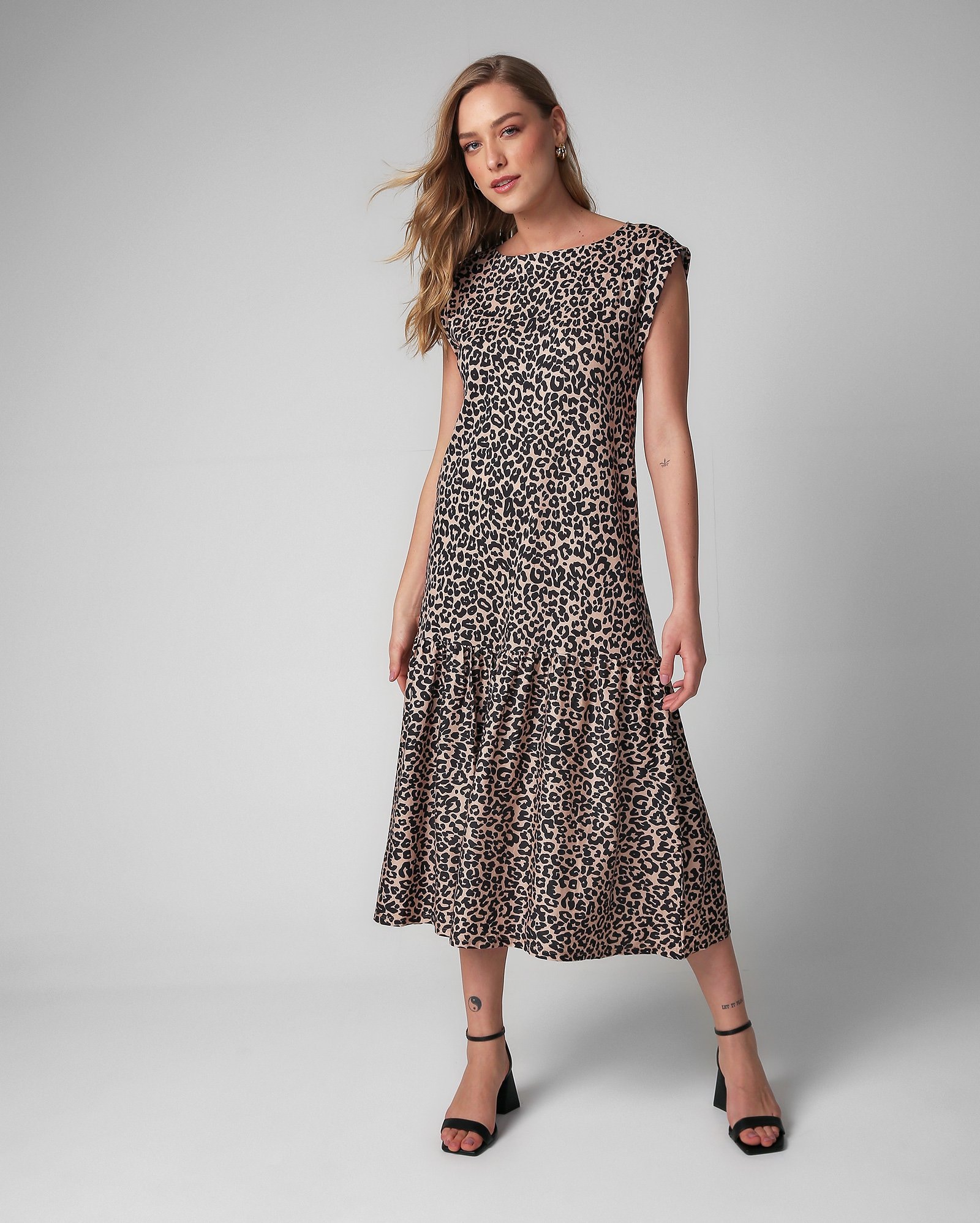Riachuelo | Vestido midi evasê animal 