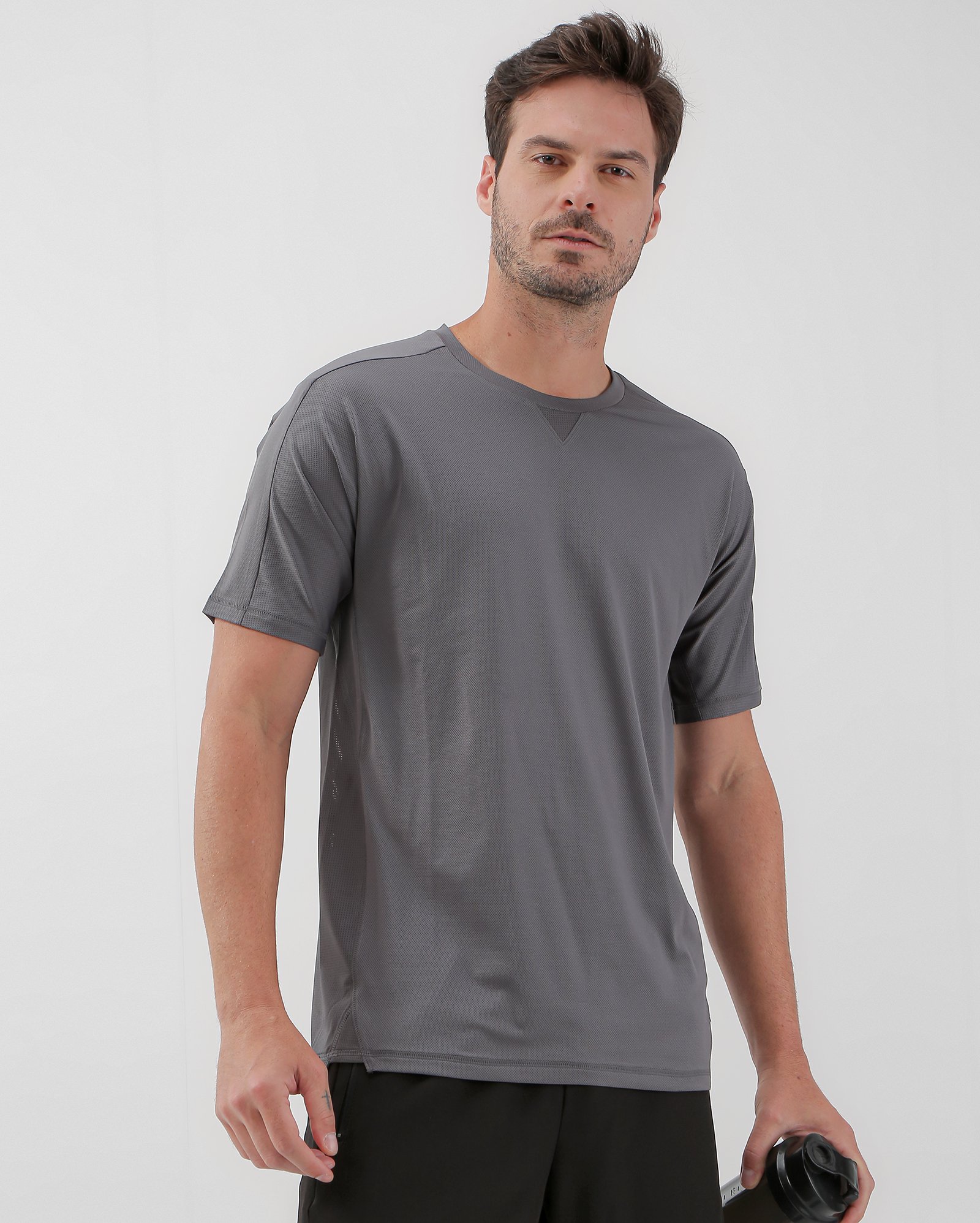 Riachuelo Camiseta esportiva masculina respirável cinza Body Work