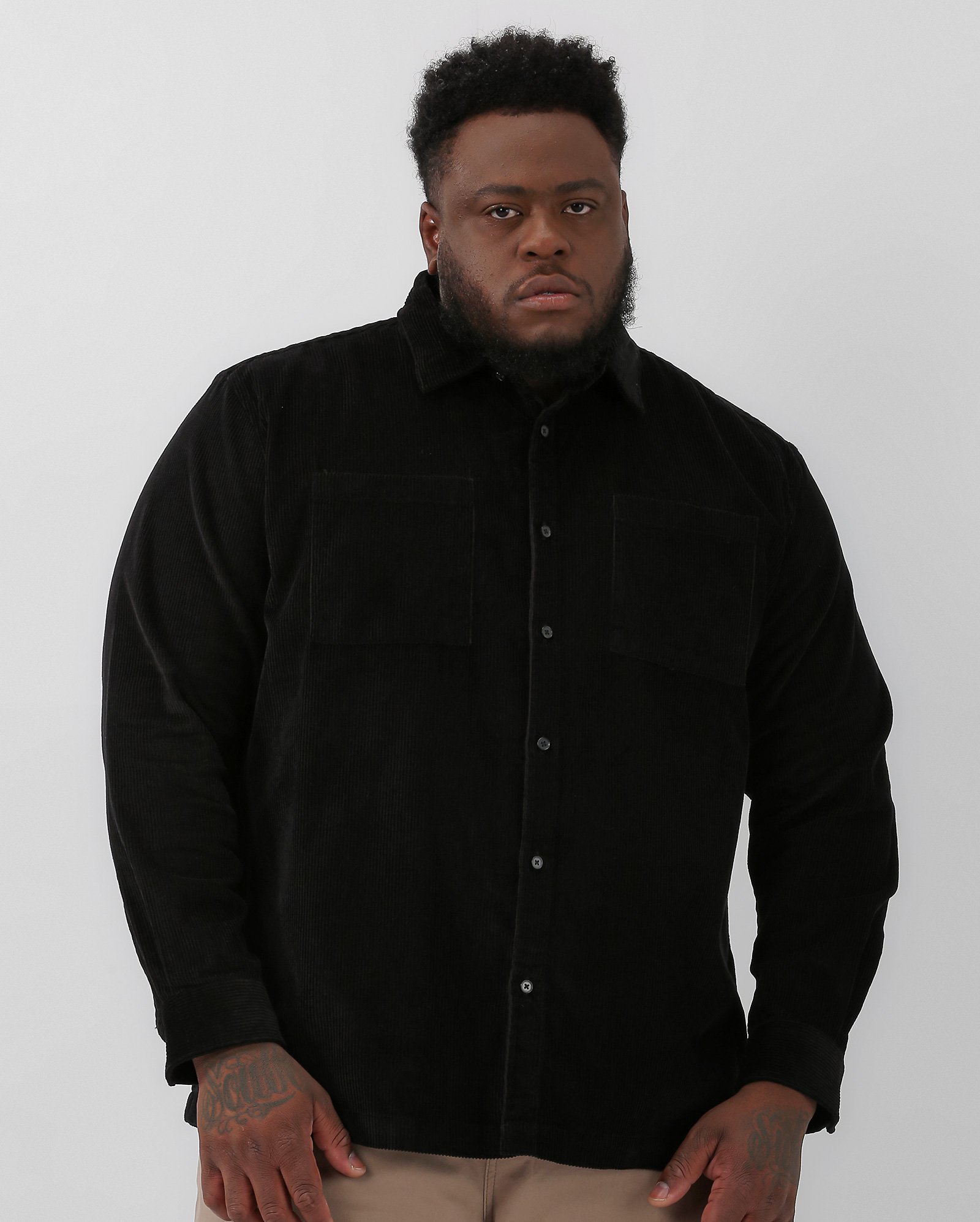 Riachuelo | Overshirt plus size masculina de veludo cotelê preta