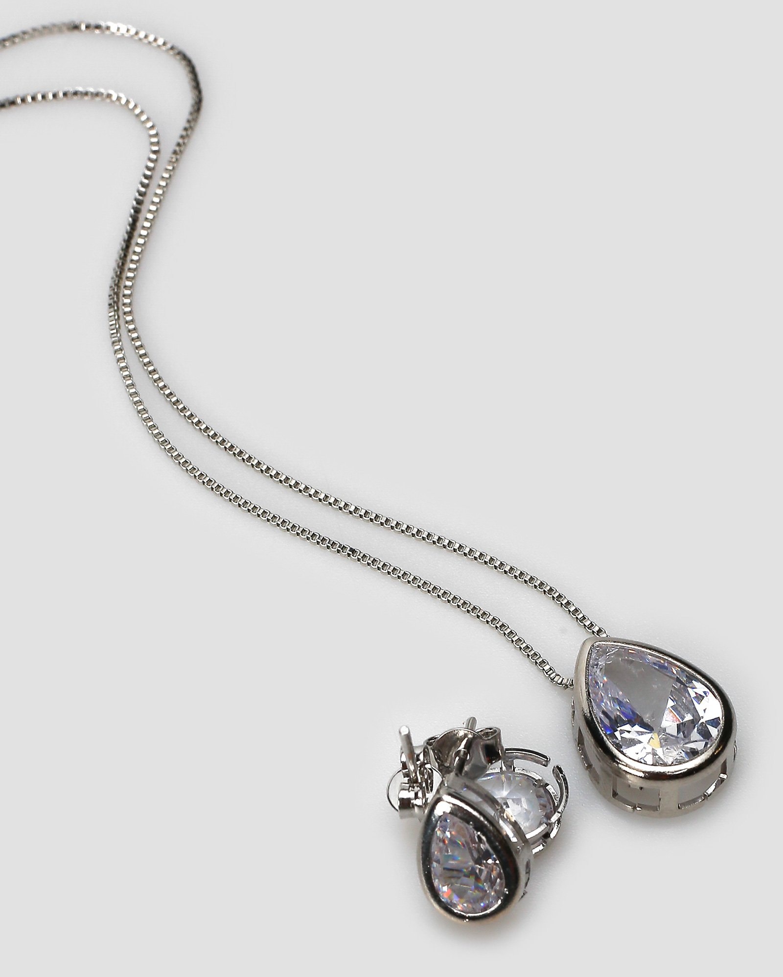 Colares Riachuelo Riachuelo | Kit colar e brinco feminino gota prateado