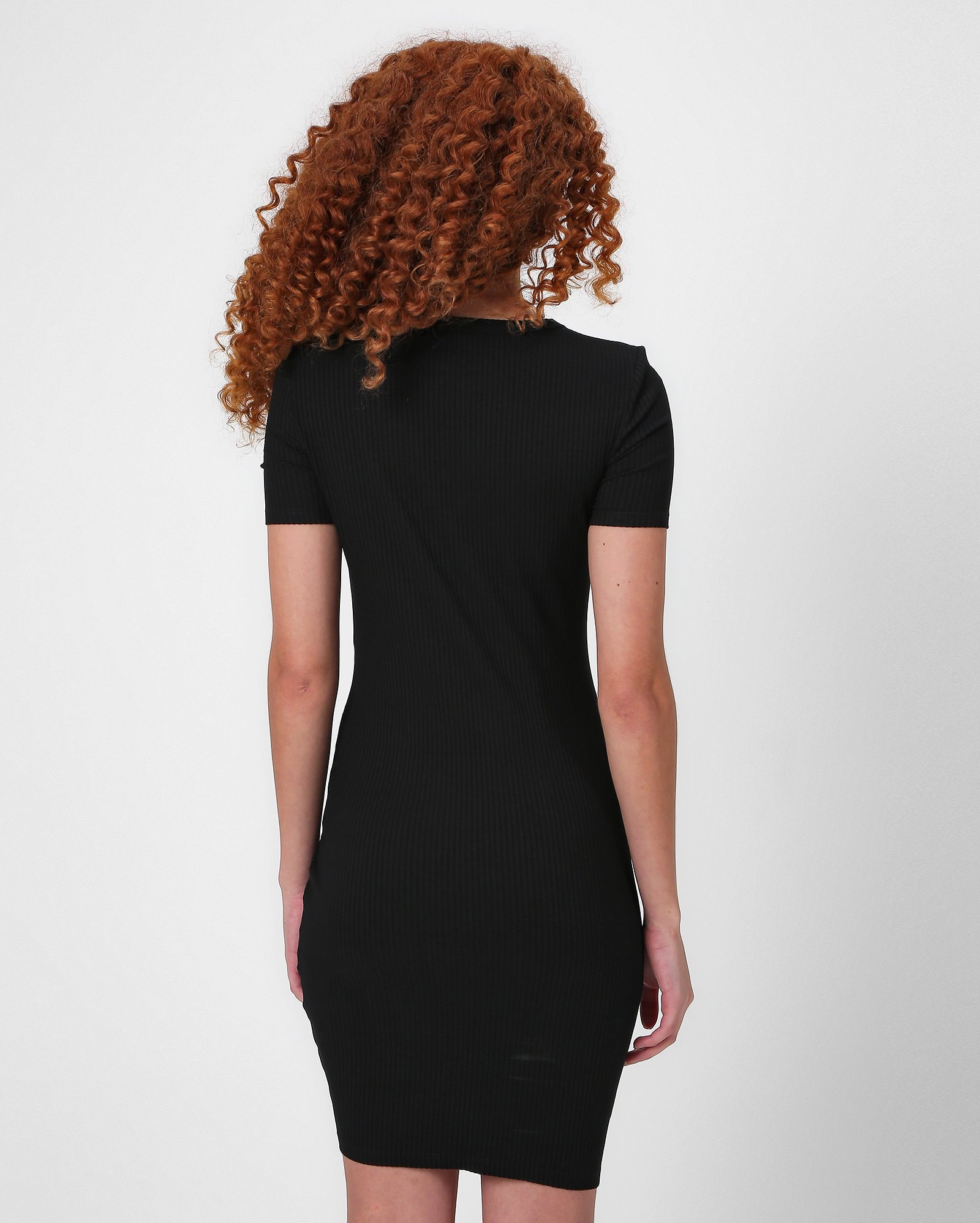 Vestido curto canelado ajustável preto — foto 2