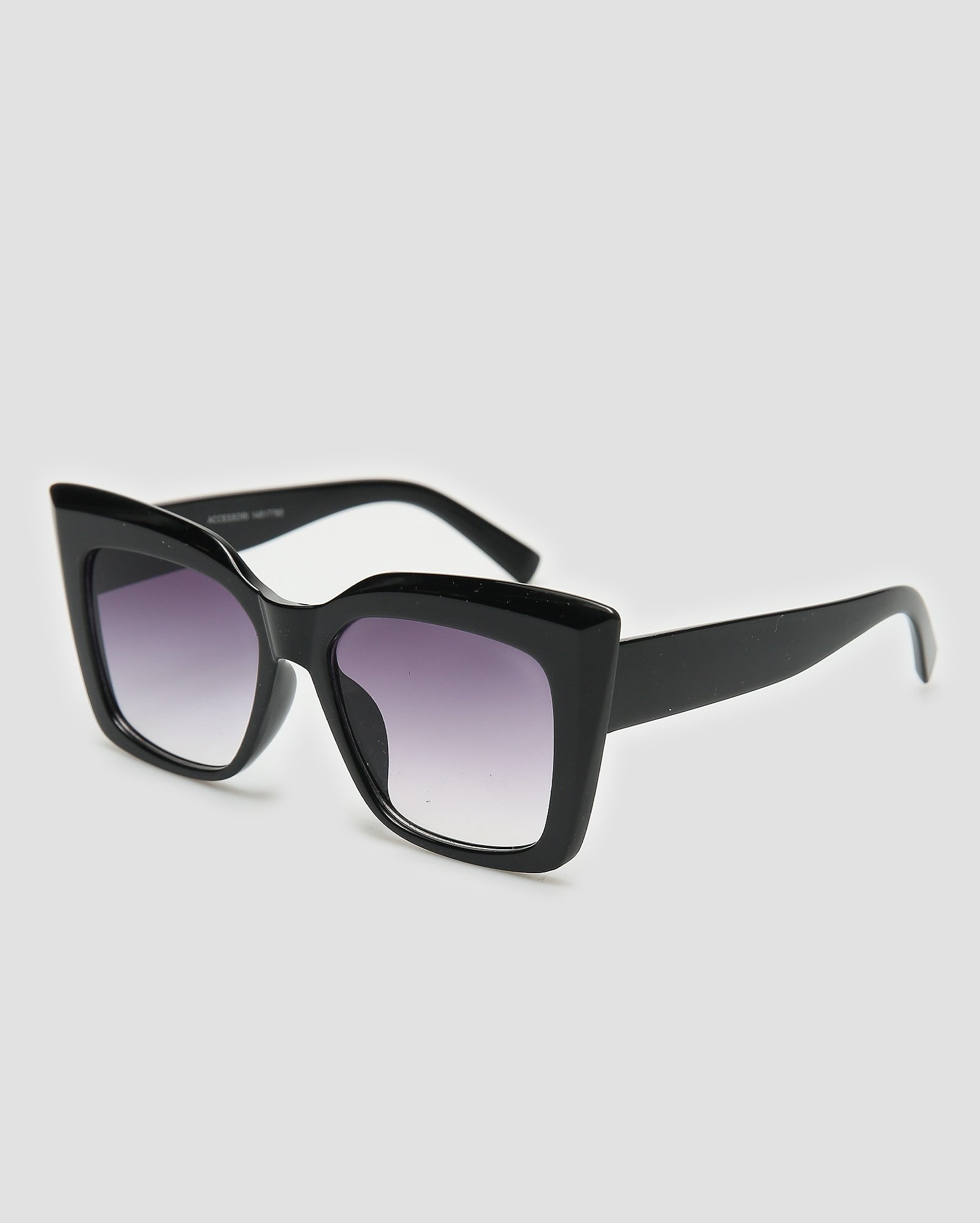 Óculos de sol feminino quadrado preto | Riachuelo