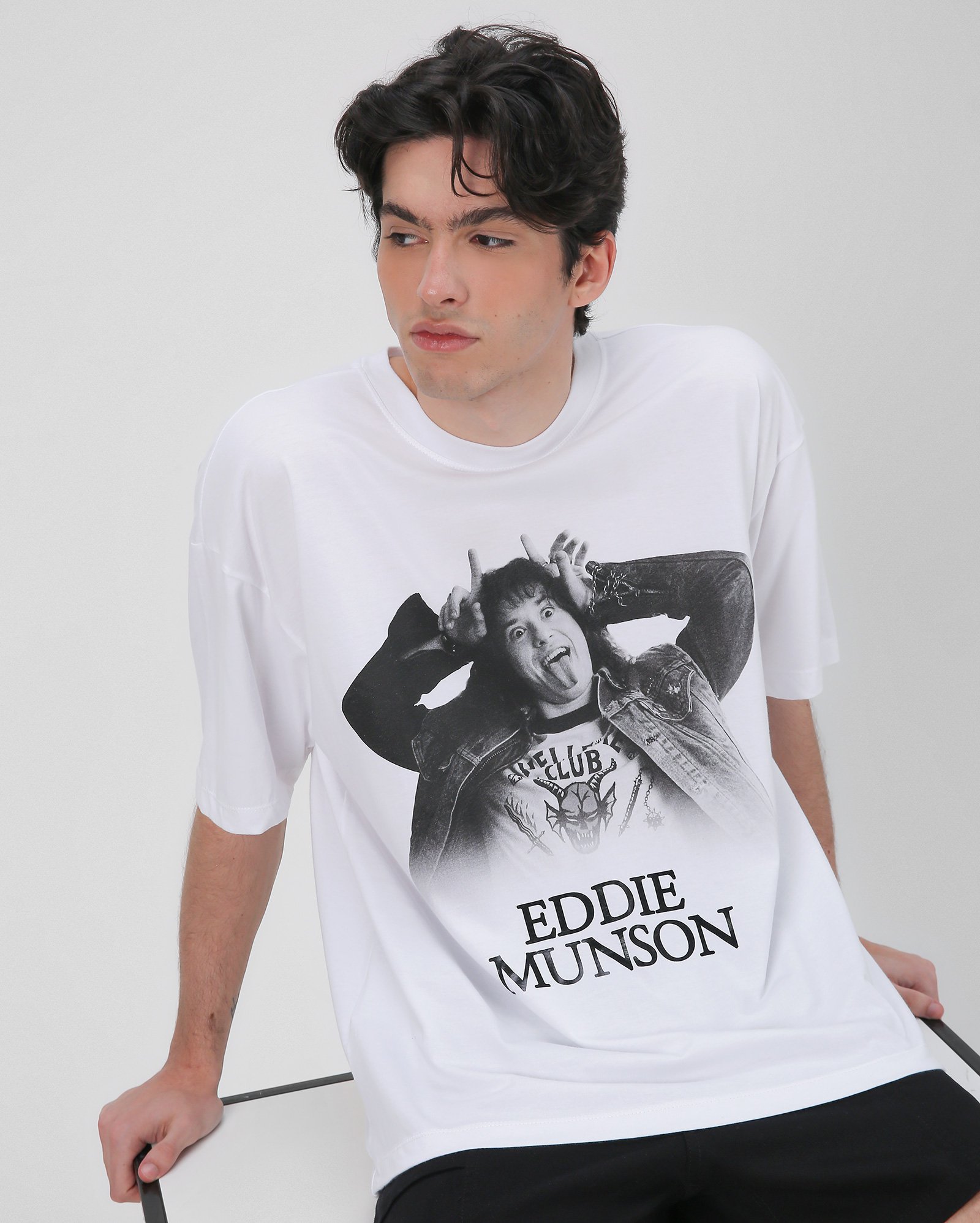 ストレンジャーシングス EDDIE MUNSON S/S TEE  Lサイズ ストレンジャー・シングス Tシャツ エディー・マンソンStranger Things