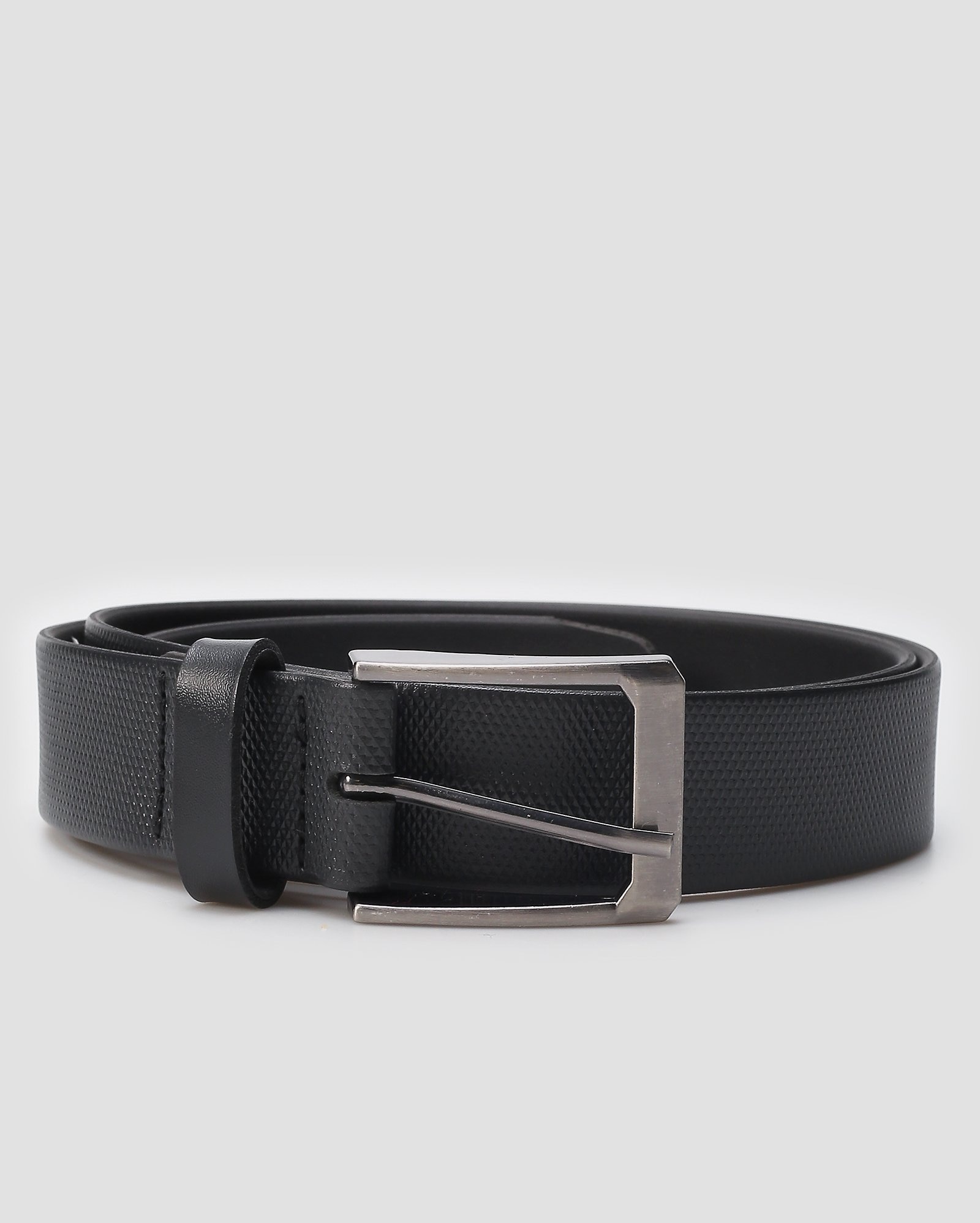 Cinto masculino em couro com fivela - Preto | Pool