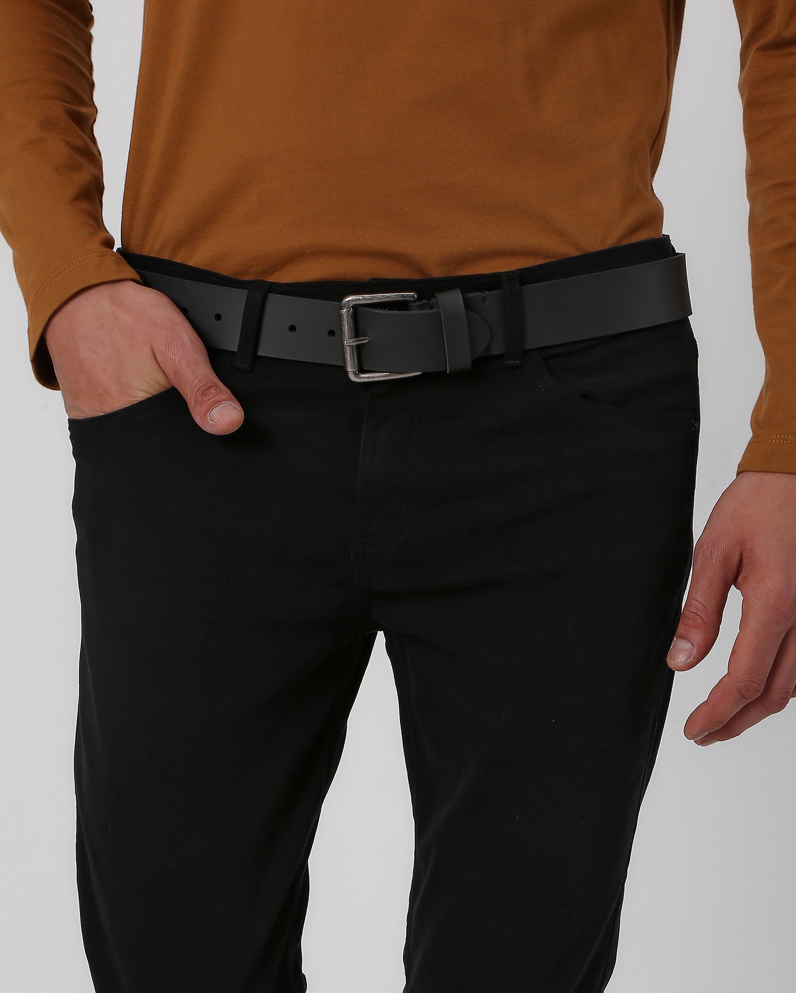 Cinto masculino fivela de metal liso - Preto | Pool by Riachuelo