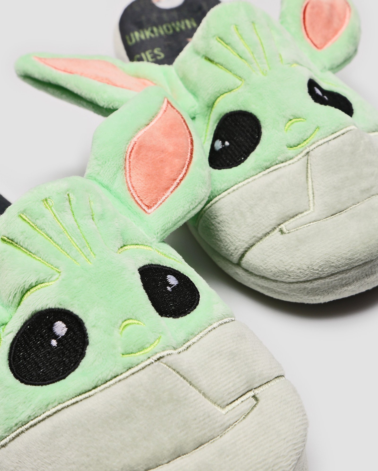 Pantufa slipper Yoda com orelhas verde Star Wars FANLAB Oficial