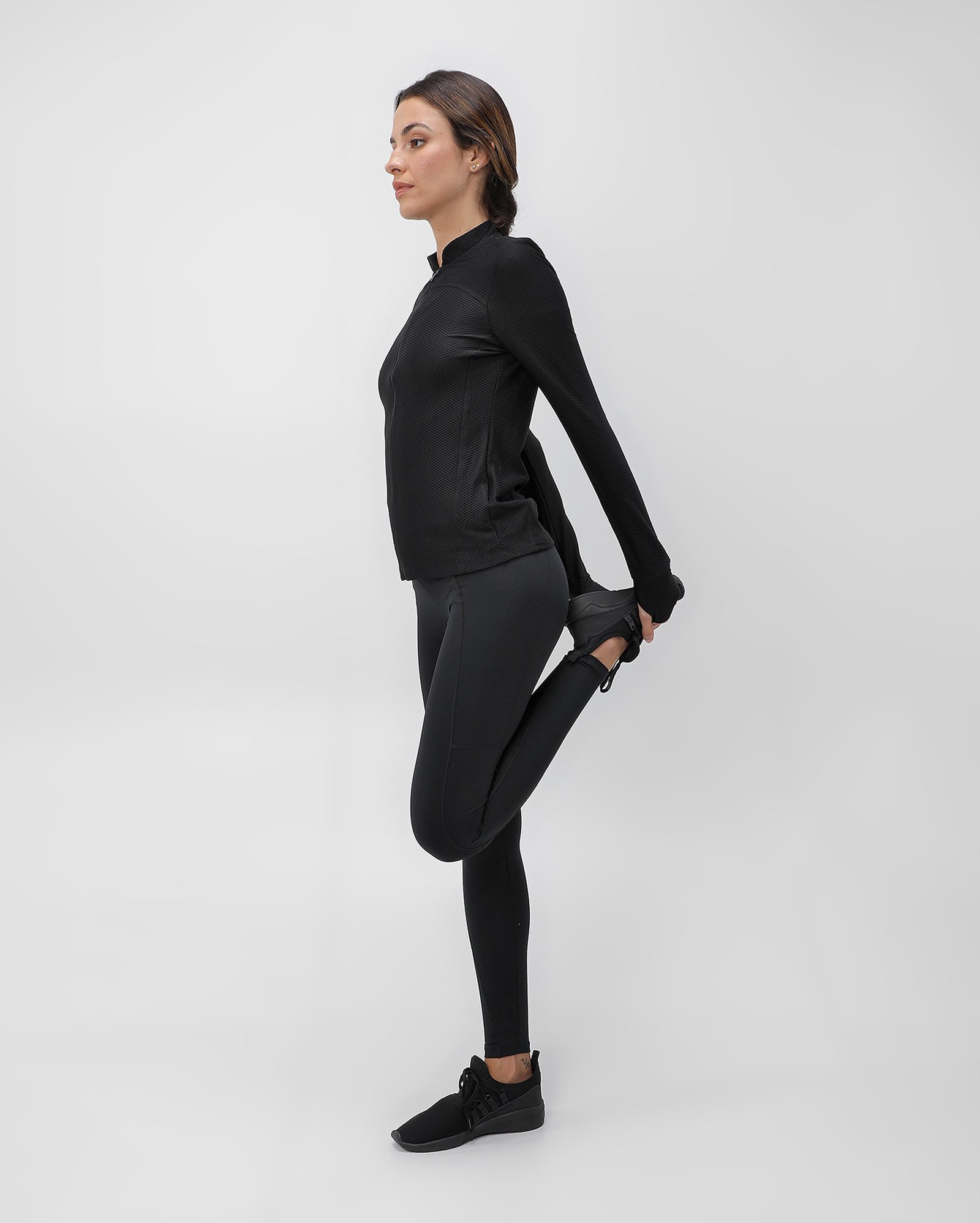 Jaqueta esportiva feminina em textura  - Preto | Body Work