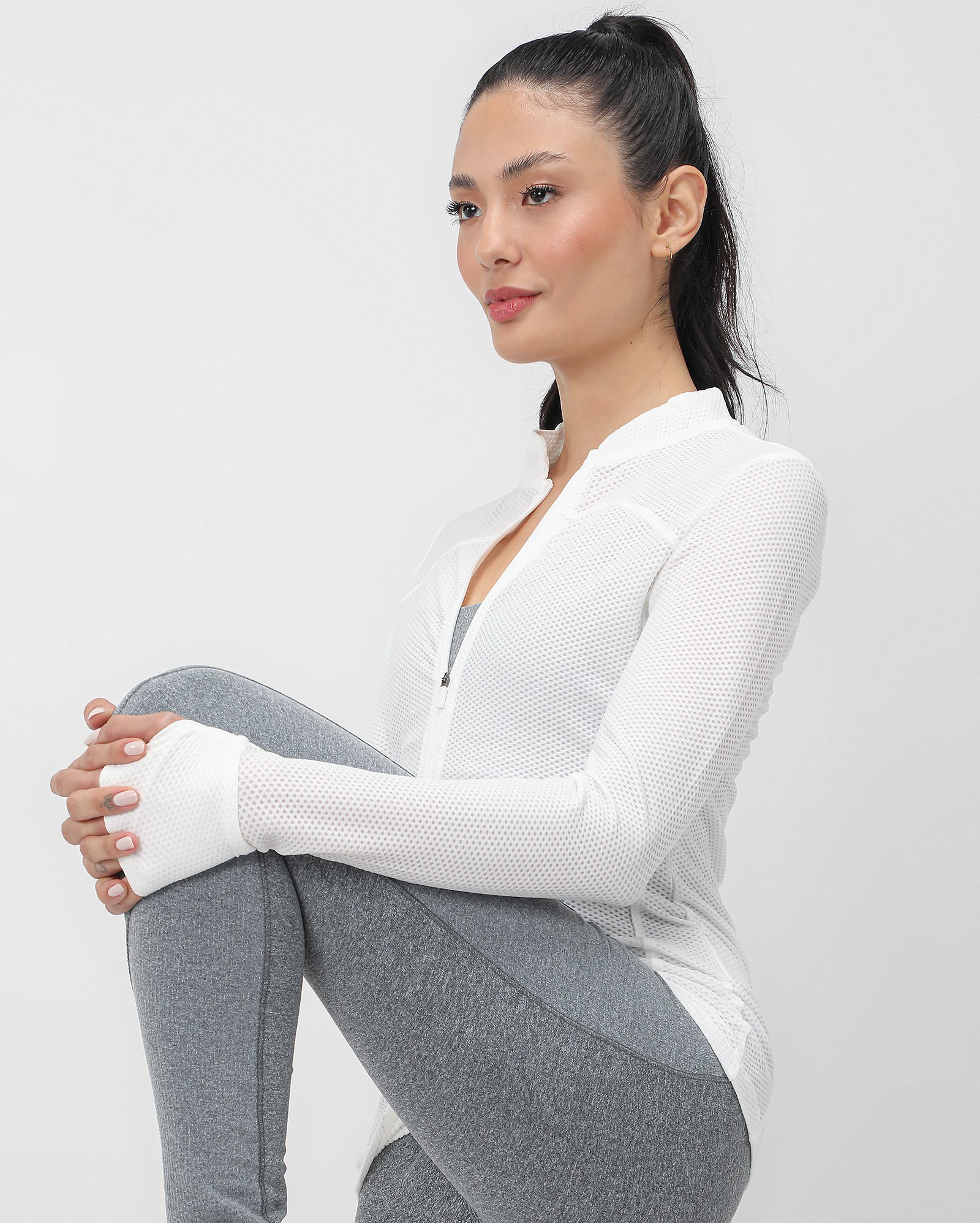 Jaqueta esportiva feminina em textura  - Branco | Body Work