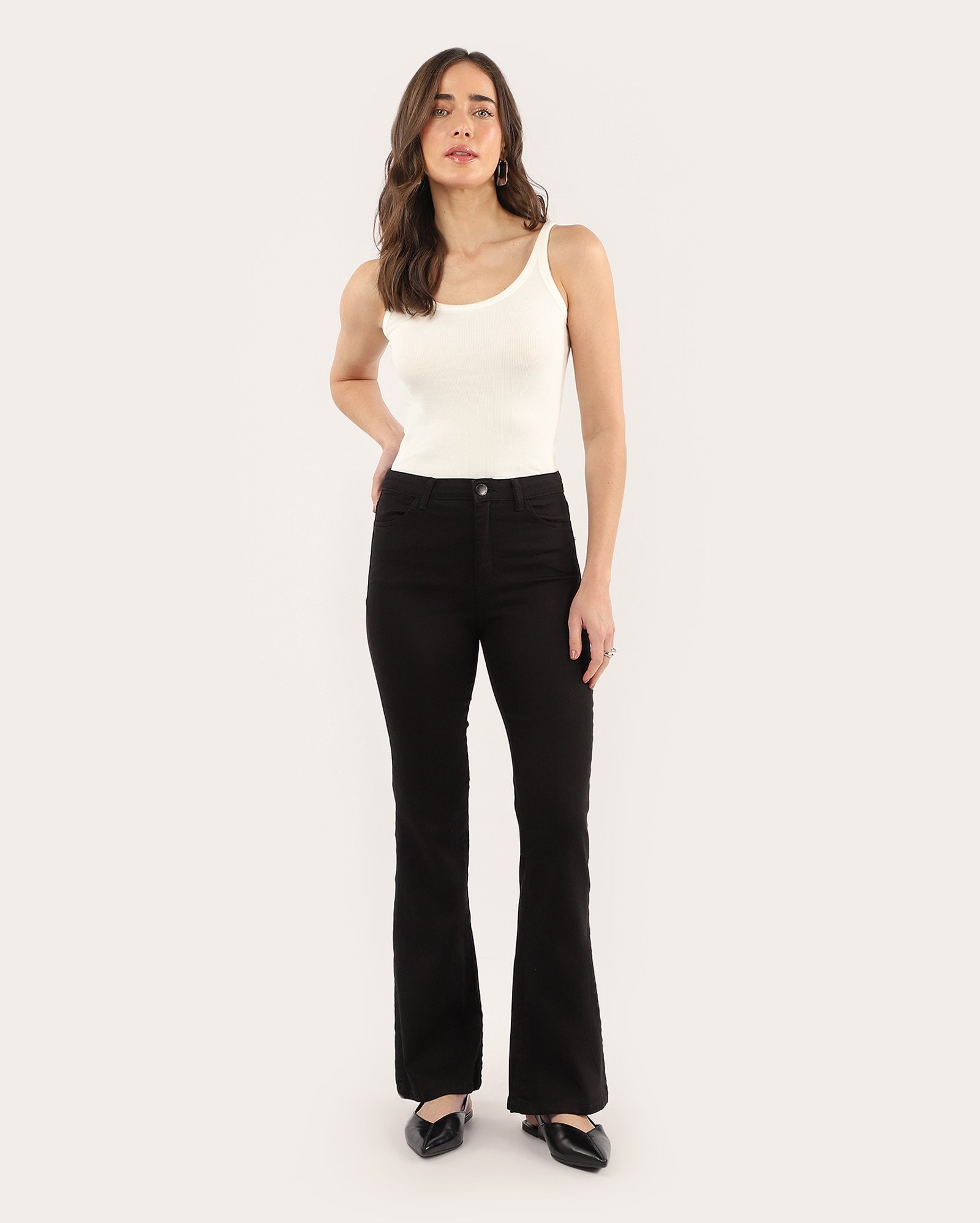 Calça jeans feminina bootcut cintura alta - Preto | Pool Jeans
