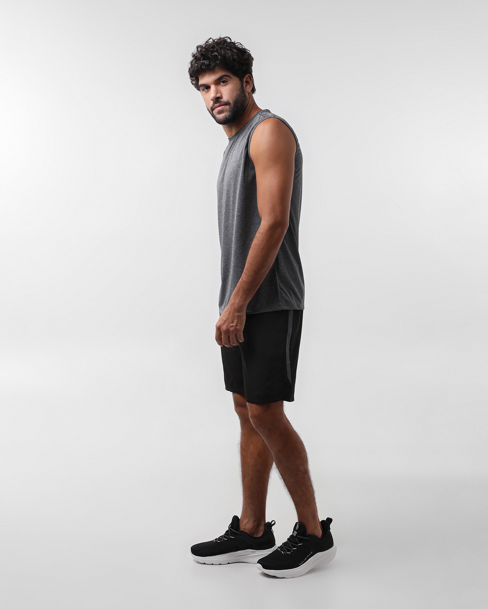 Bermuda esportiva masculina tradicional - Preto | BodyWork by Riachuelo