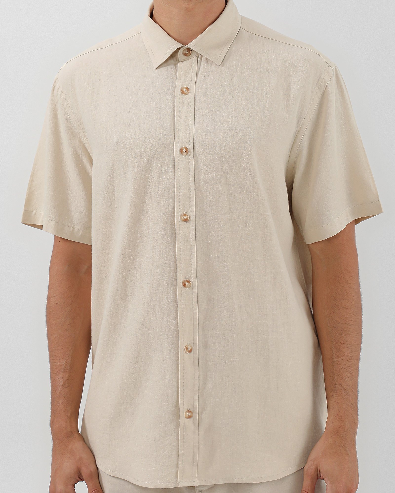 Camisa masculina regular em viscolinho - Bege — foto 5