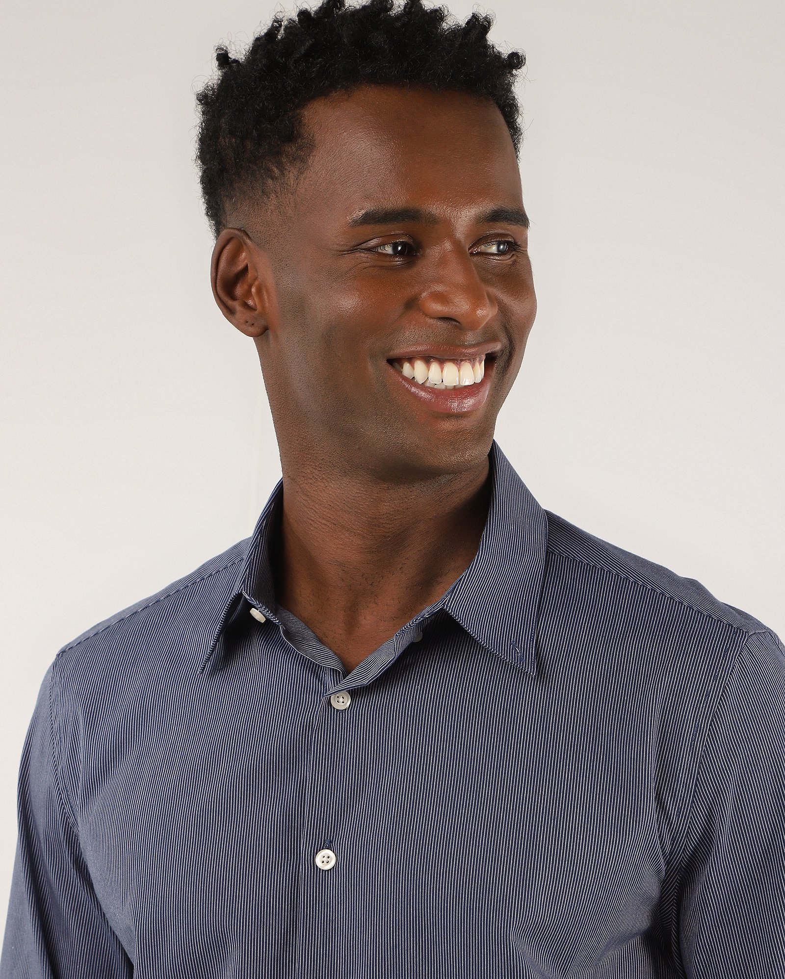 Camisa social masculina slim listrada - Azul Escuro — foto 3