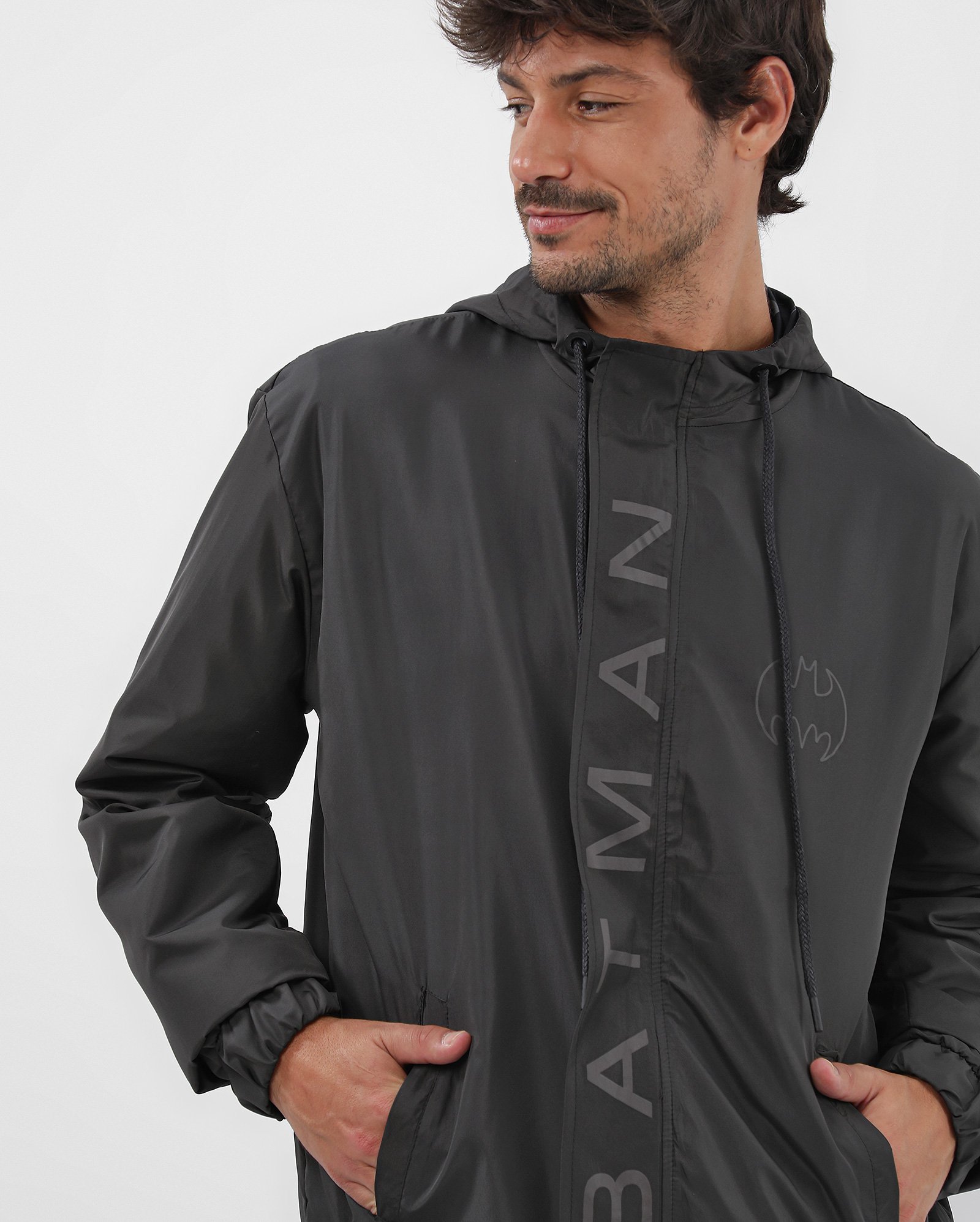 Riachuelo | Jaqueta masculina corta vento Batman preto | FANLAB