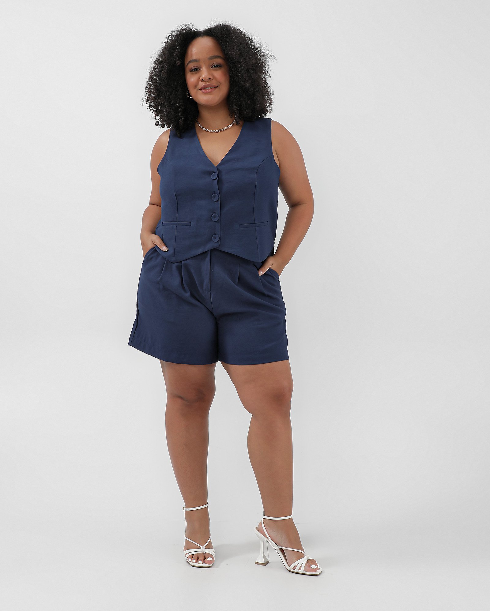 Bermuda alfaiataria plus size feminina azul | AK Plus by Riachuelo