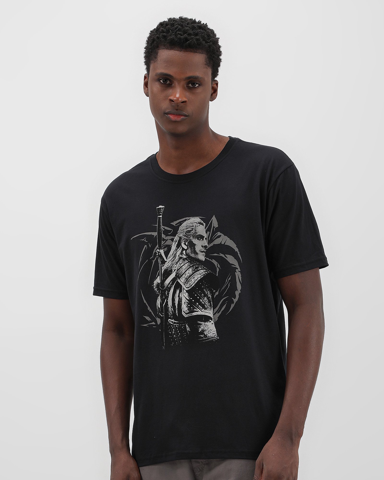 Camiseta masculina Geralt de Rivia preta | Netflix