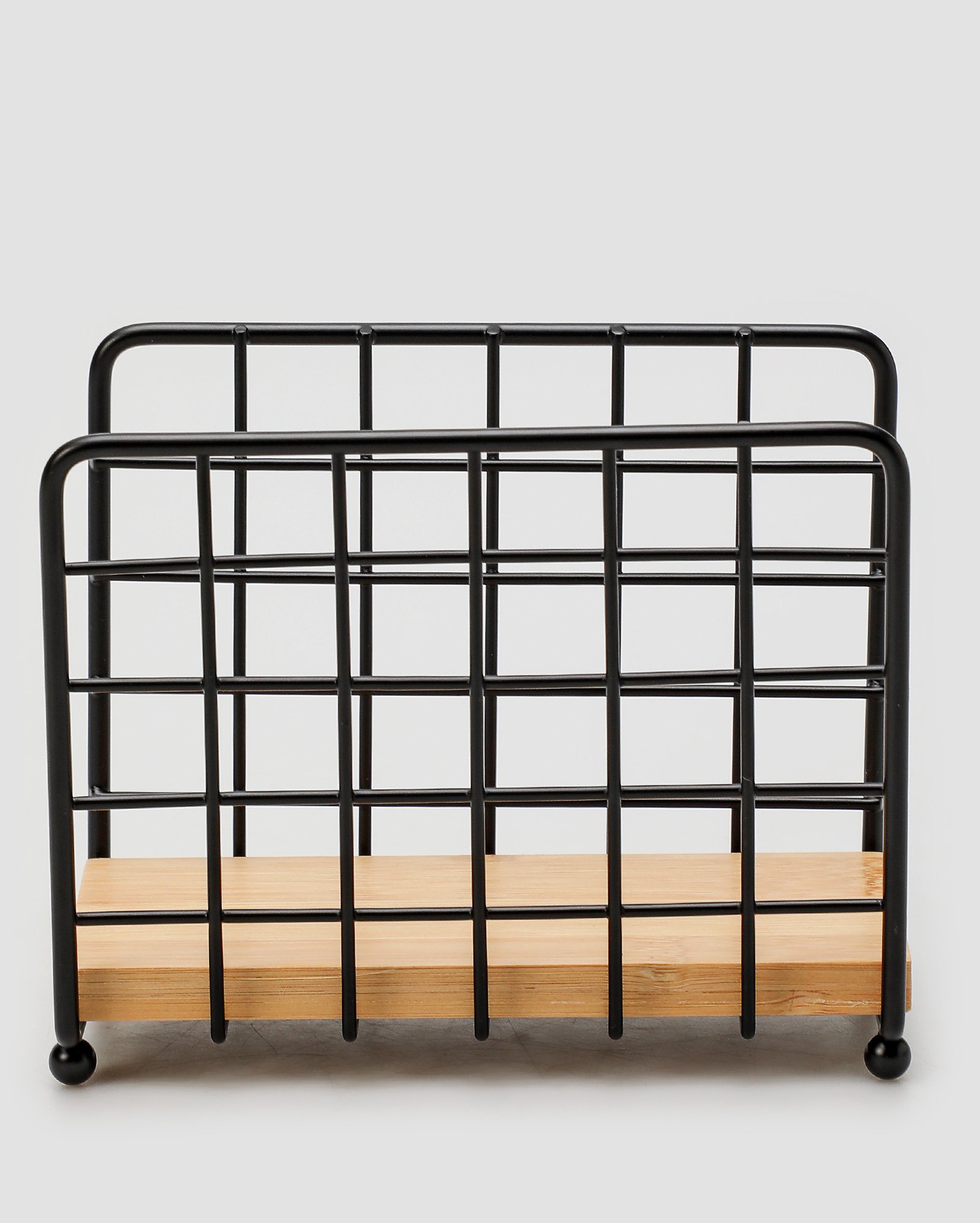 Porta guardanapo aramado com bambu preto | Casa Riachuelo