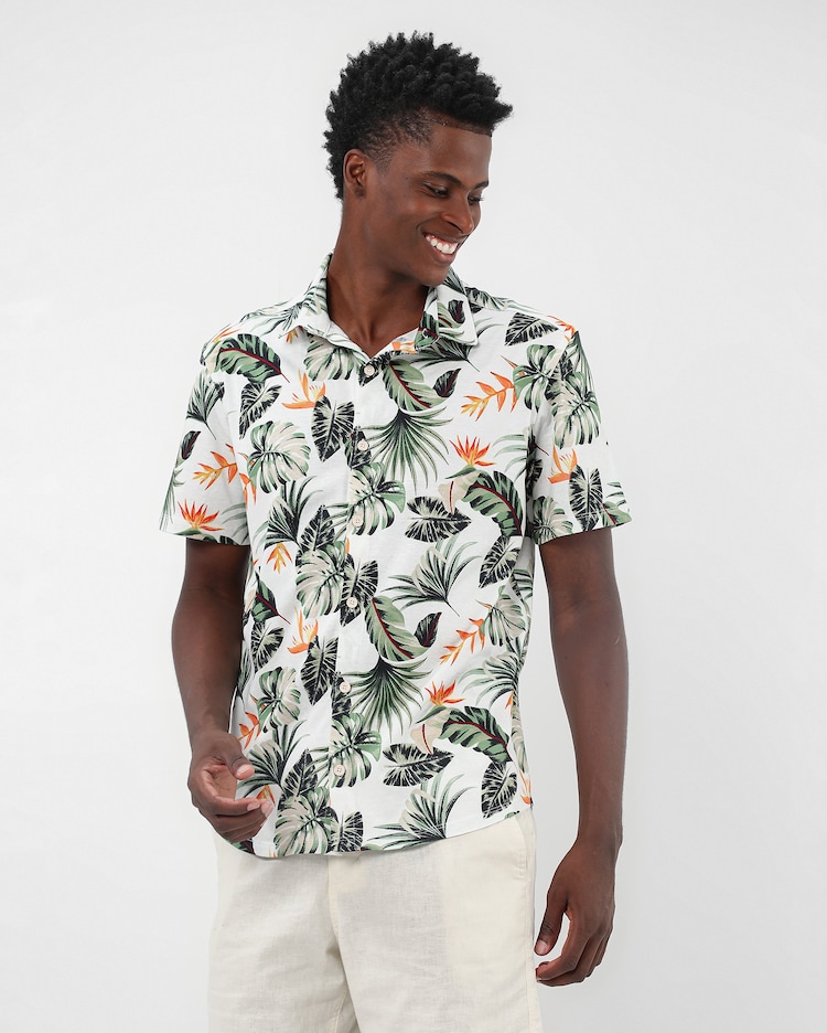 Riachuelo Camisa masculina folhagem tropical branca Pool by