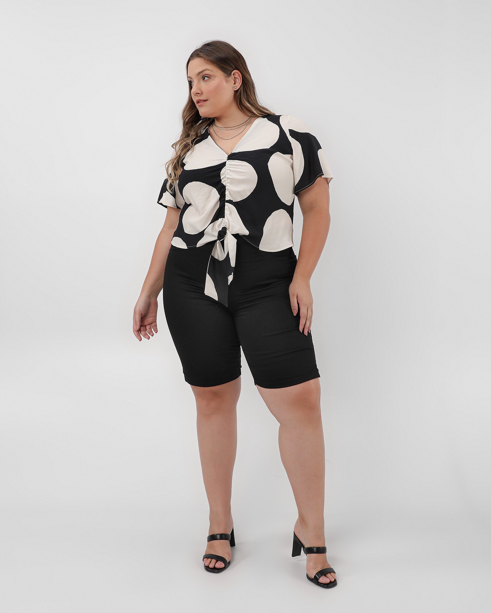 Bermuda jeans plus size feminina ciclista - Preto Mescla | AK Plus by Riachuelo