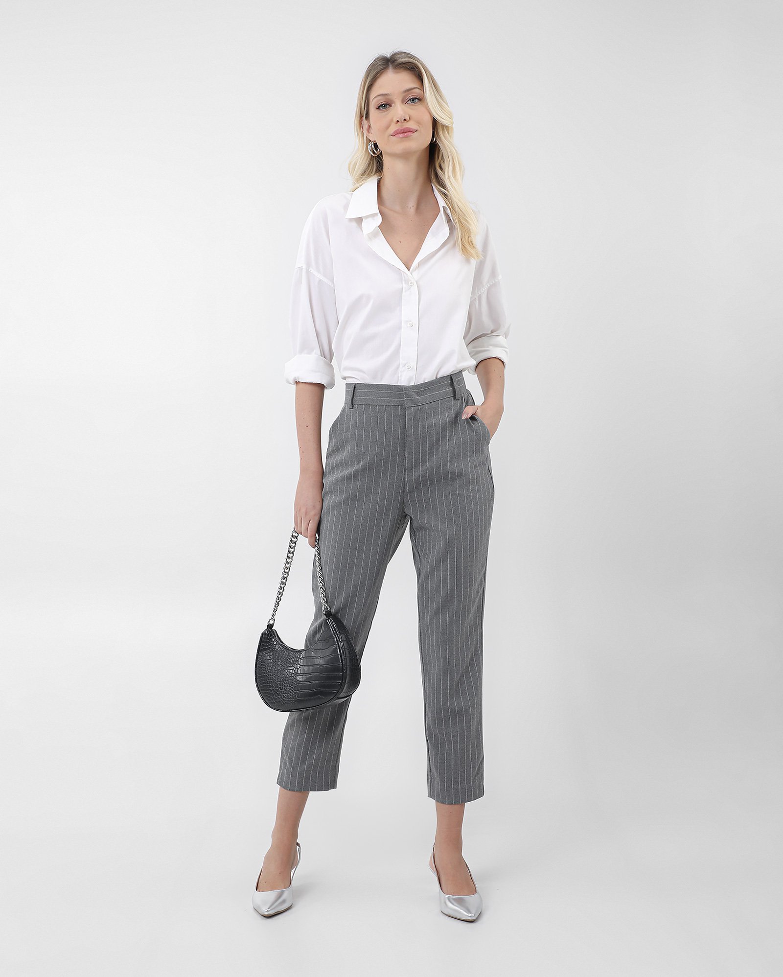 Calça feminina alfaiataria cenoura - Cinza | AK by Riachuelo