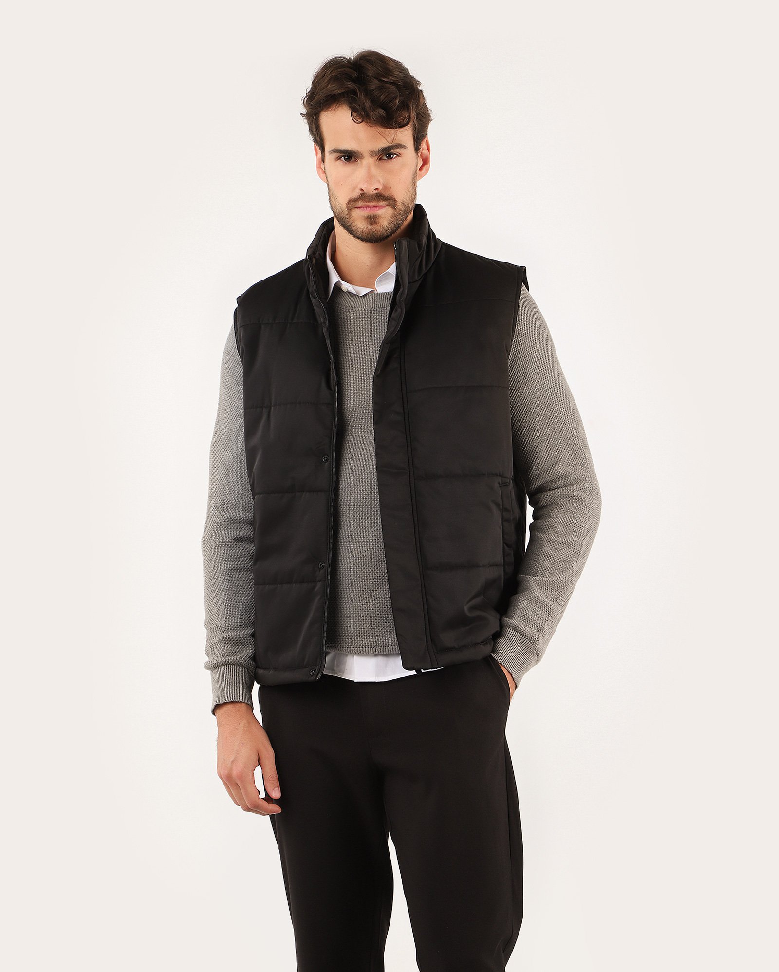 Colete masculino puffer de gola alta preto | Original by Riachuelo