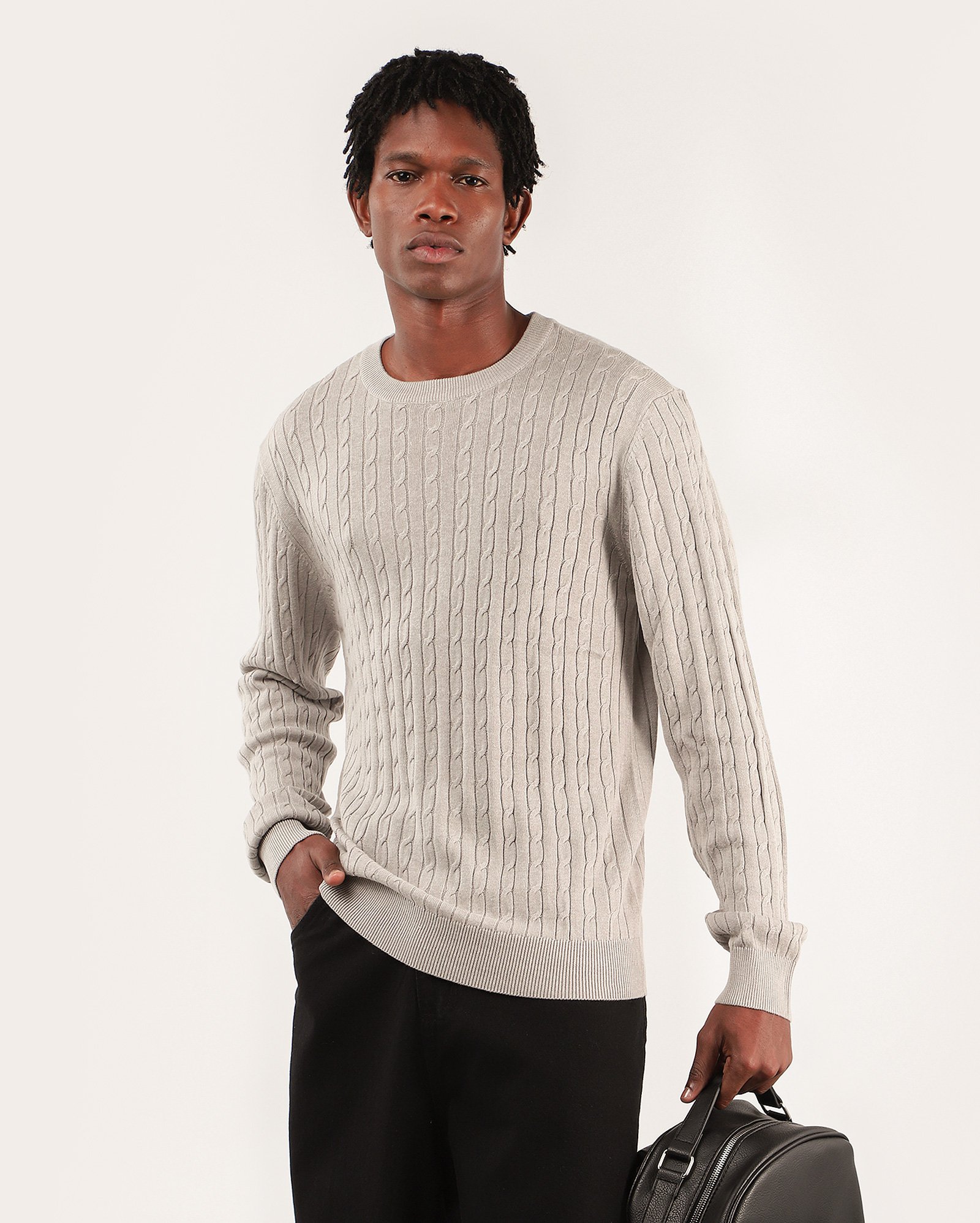 Suéter masculino tricot ponto trançado - Cinza
