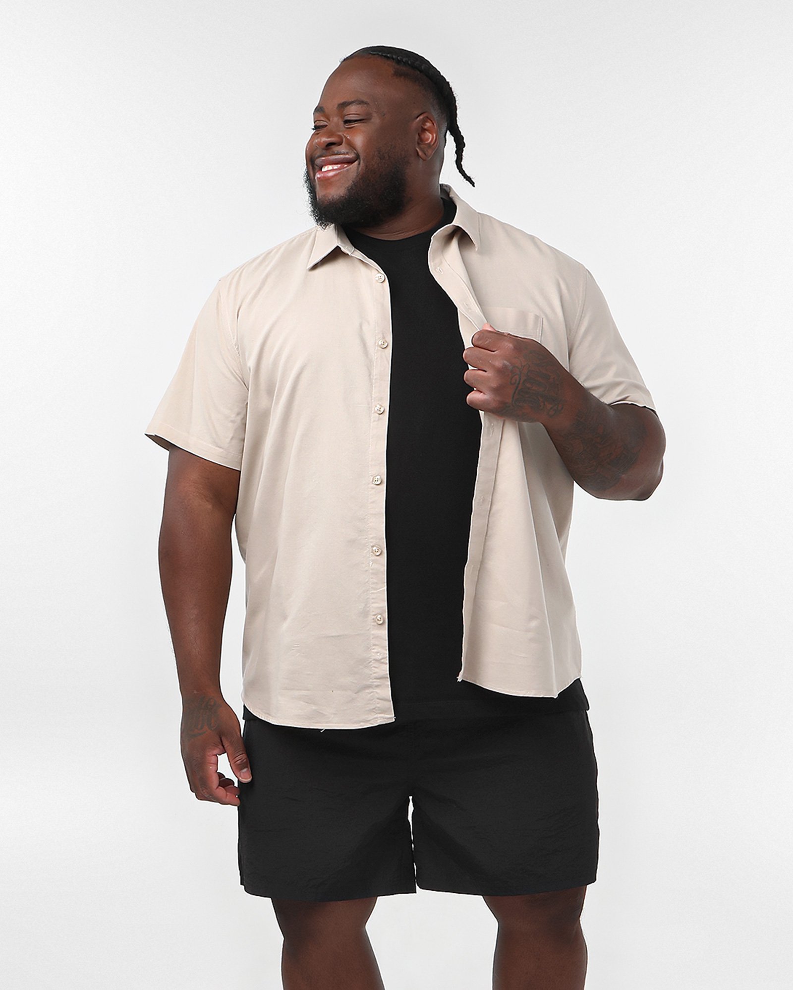 Bermuda plus size masculina cós elástico lisa - Preto