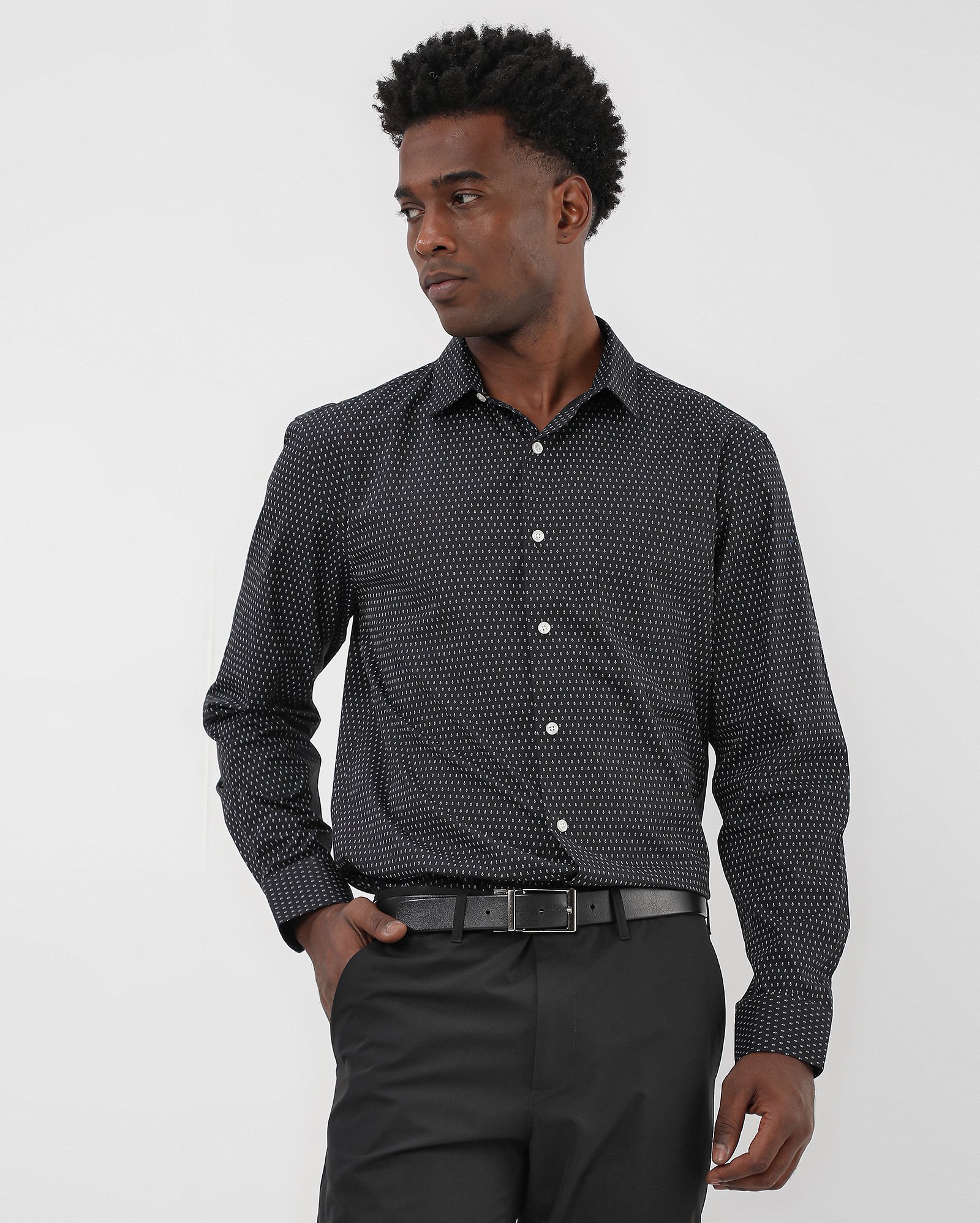 Camisa social masculina tradicional padrão losango preta